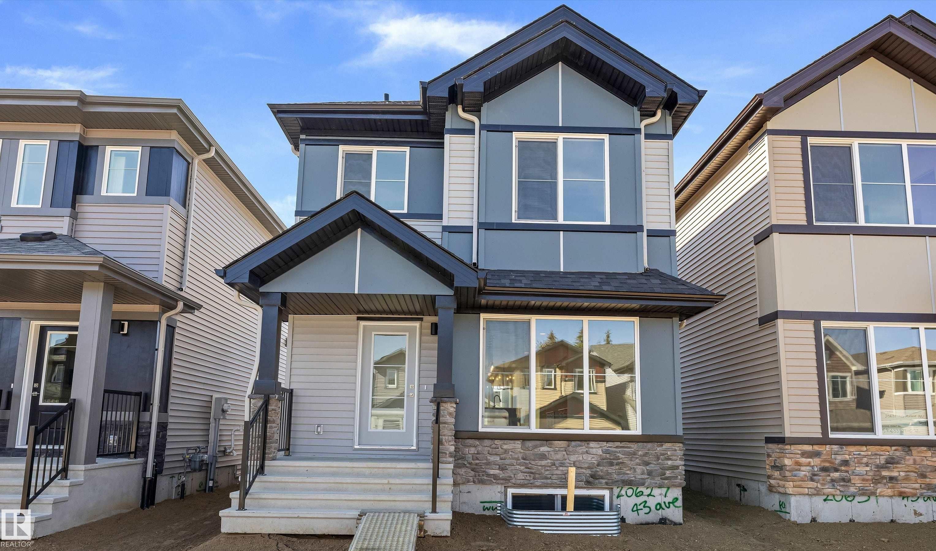 20627 43 Avenue NW, Edgemont, Edmonton