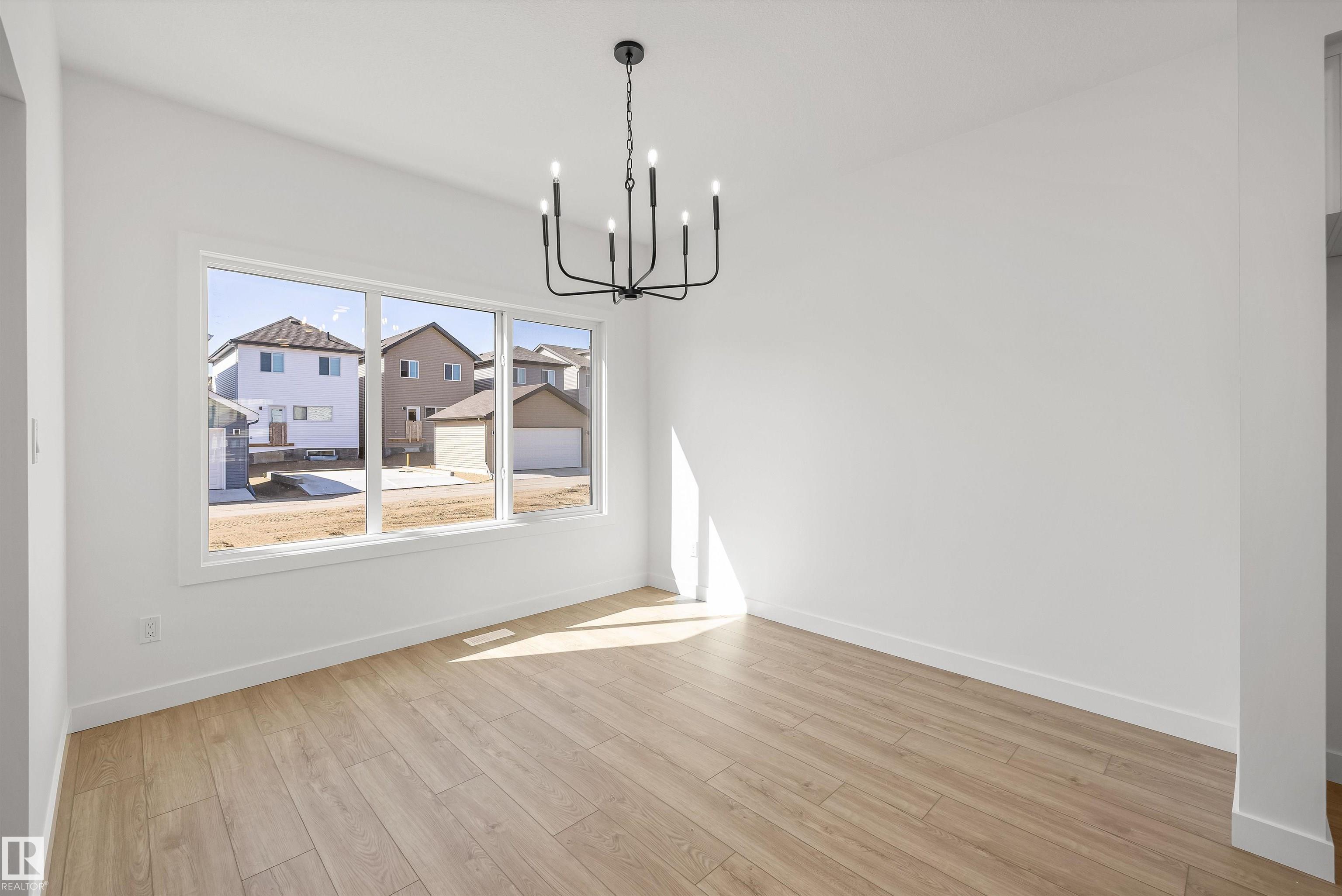 Photo 11 at 20627 43 Avenue NW, Edgemont, Edmonton