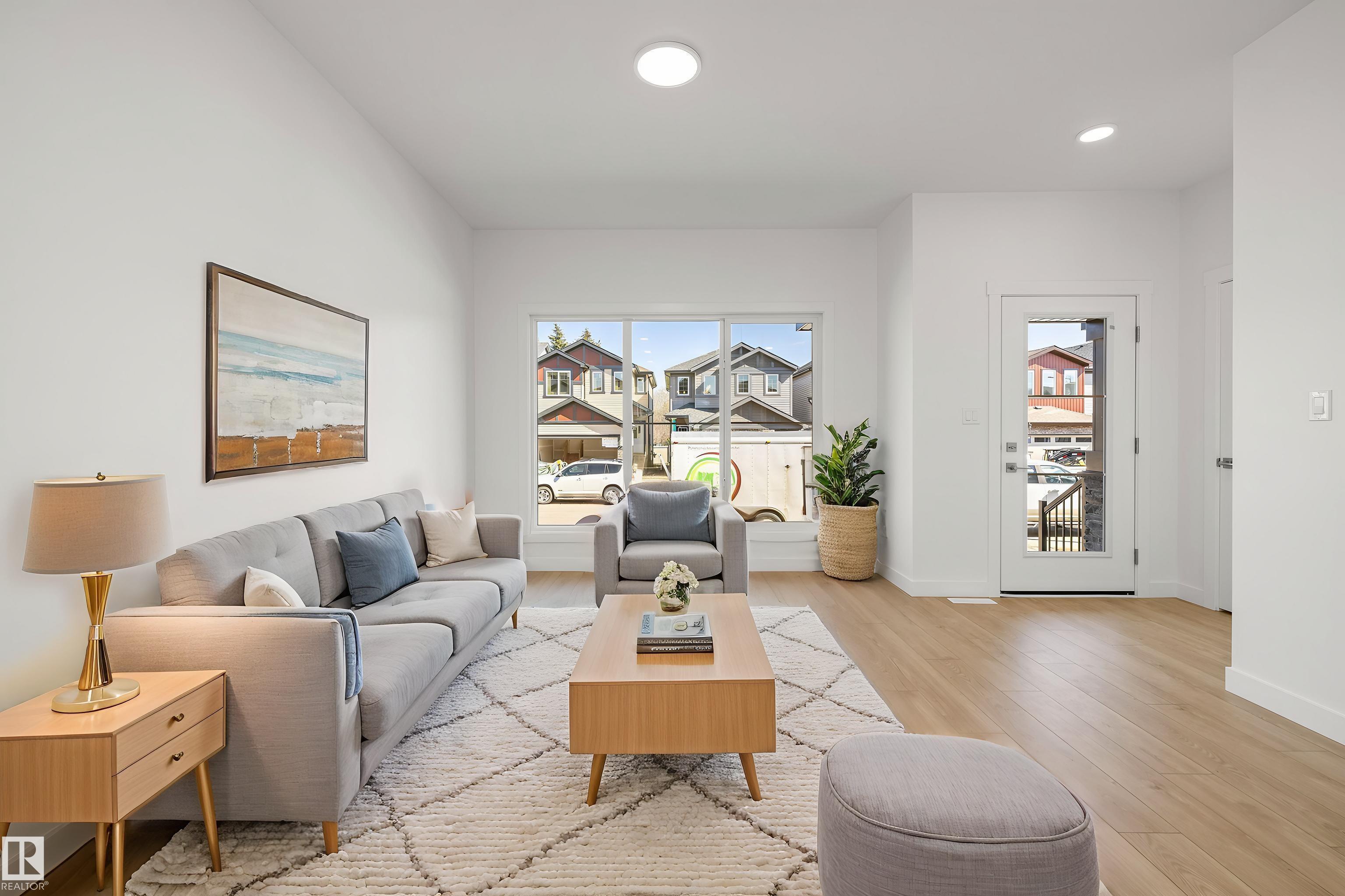 Picture for 20627 43 AV NW