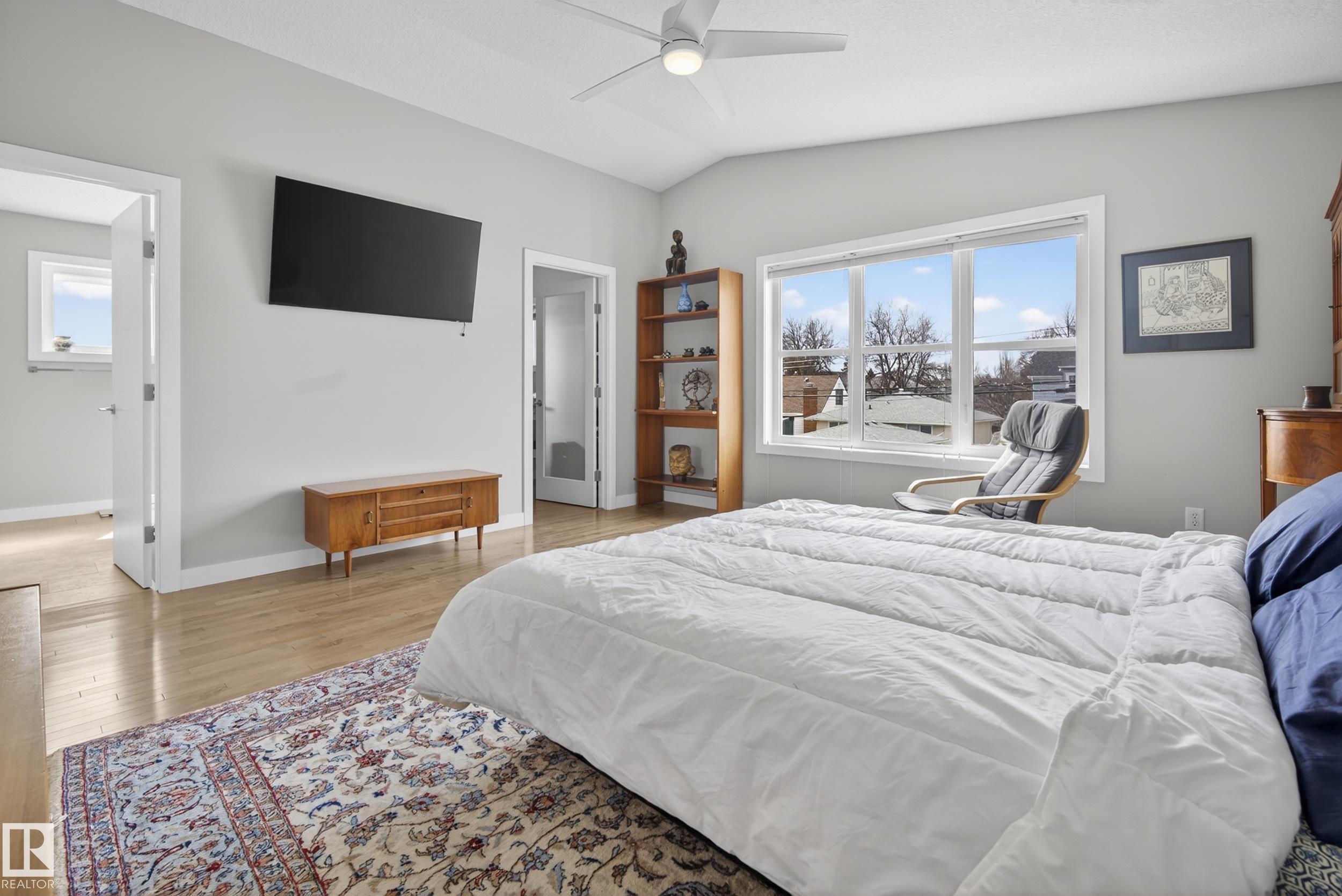 https://zimg.paragon.ice.com/ParagonImages/Property/PM/RAE/225399440/23/0/0/8f0fd147d279bd84de89bc7571932159/1/fd921420f2b11004d089754d56759933/225399440-59a766e5-d83a-4a24-a73c-2ef4b541eee3.JPG