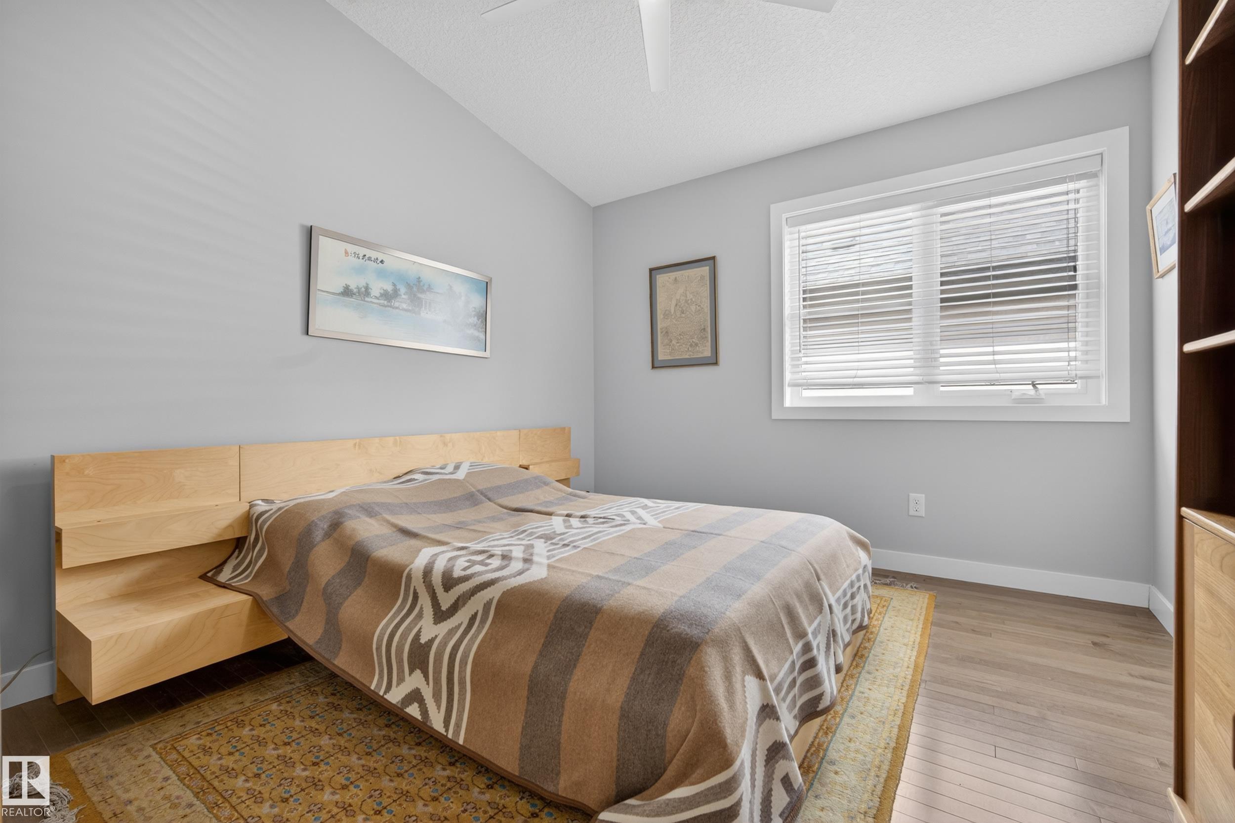 https://zimg.paragon.ice.com/ParagonImages/Property/PM/RAE/225399440/28/0/0/2f3879d14067452964ef224e63bfdc7c/1/fd921420f2b11004d089754d56759933/225399440-ddfcc59d-87cc-431f-b4d5-73acd1466402.JPG
