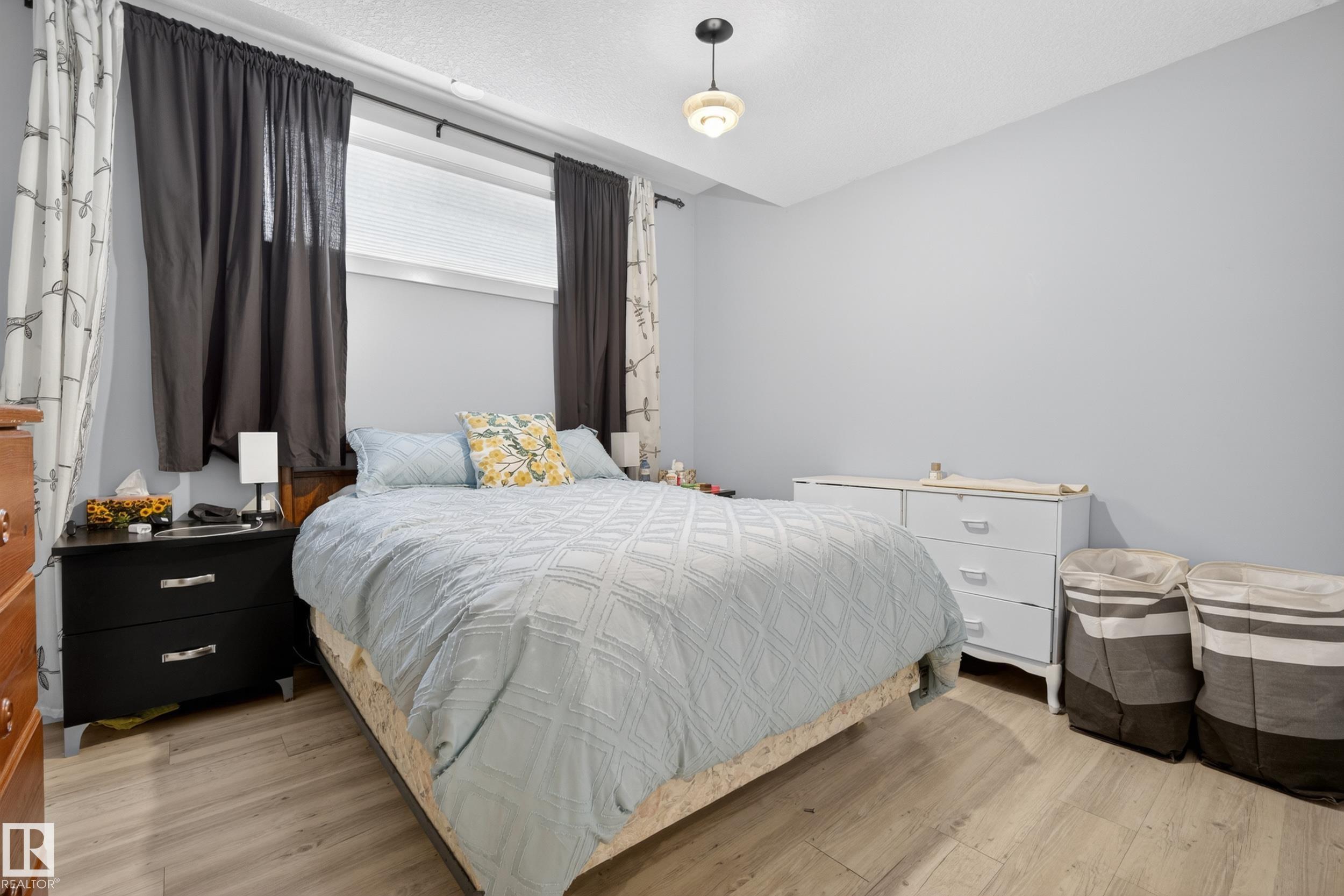 https://zimg.paragon.ice.com/ParagonImages/Property/PM/RAE/225399440/43/0/0/0d4b3fd243a038c758b6fc9ed296a59f/1/fd921420f2b11004d089754d56759933/225399440-bbe2437c-52eb-4928-b072-c6d0aab3501b.JPG