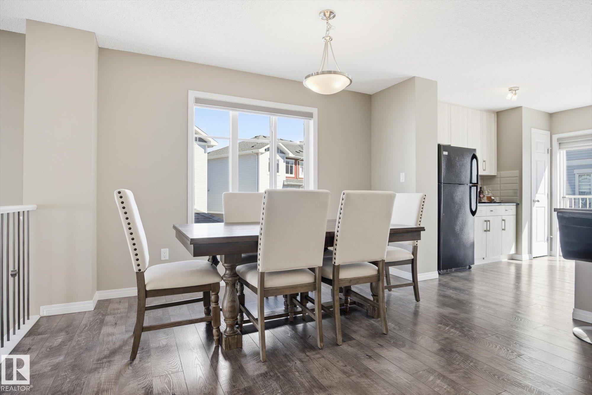https://zimg.paragon.ice.com/ParagonImages/Property/PM/RAE/225399446/9/0/0/f470ce6000a6f290f9fd92a42b193830/1/5e5258aab98f024b87e05814e687d8f3/225399446-aeda3ed7-7d20-48f7-9851-e10d5b9cfac0.JPG