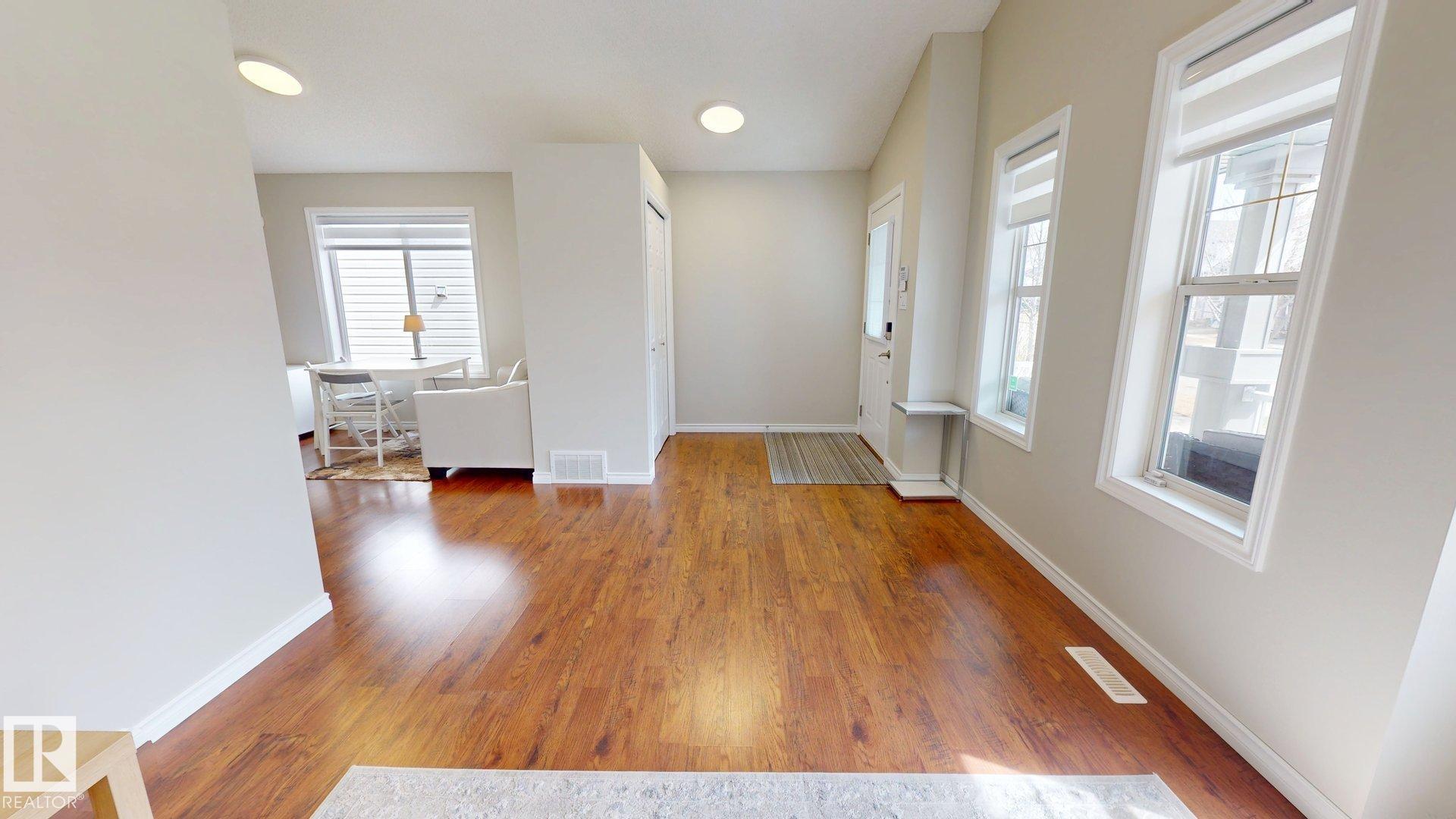 Picture for 2078 TANNER WD NW