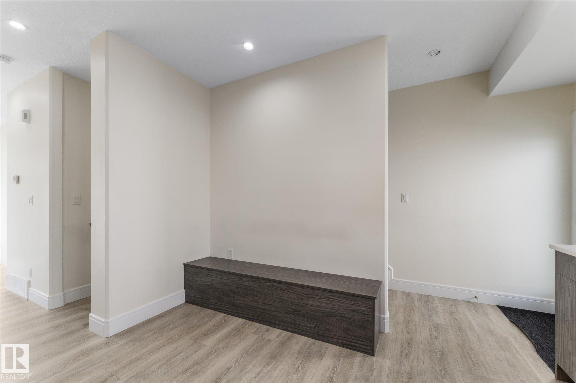 Photo 12 at 14914 108 Avenue NW, High Park, Edmonton