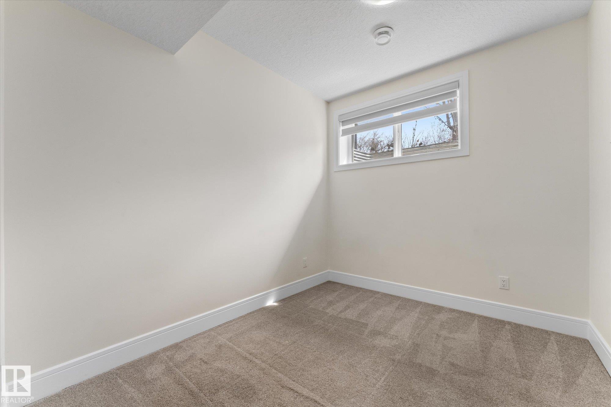 Photo 26 at 14914 108 Avenue NW, High Park, Edmonton