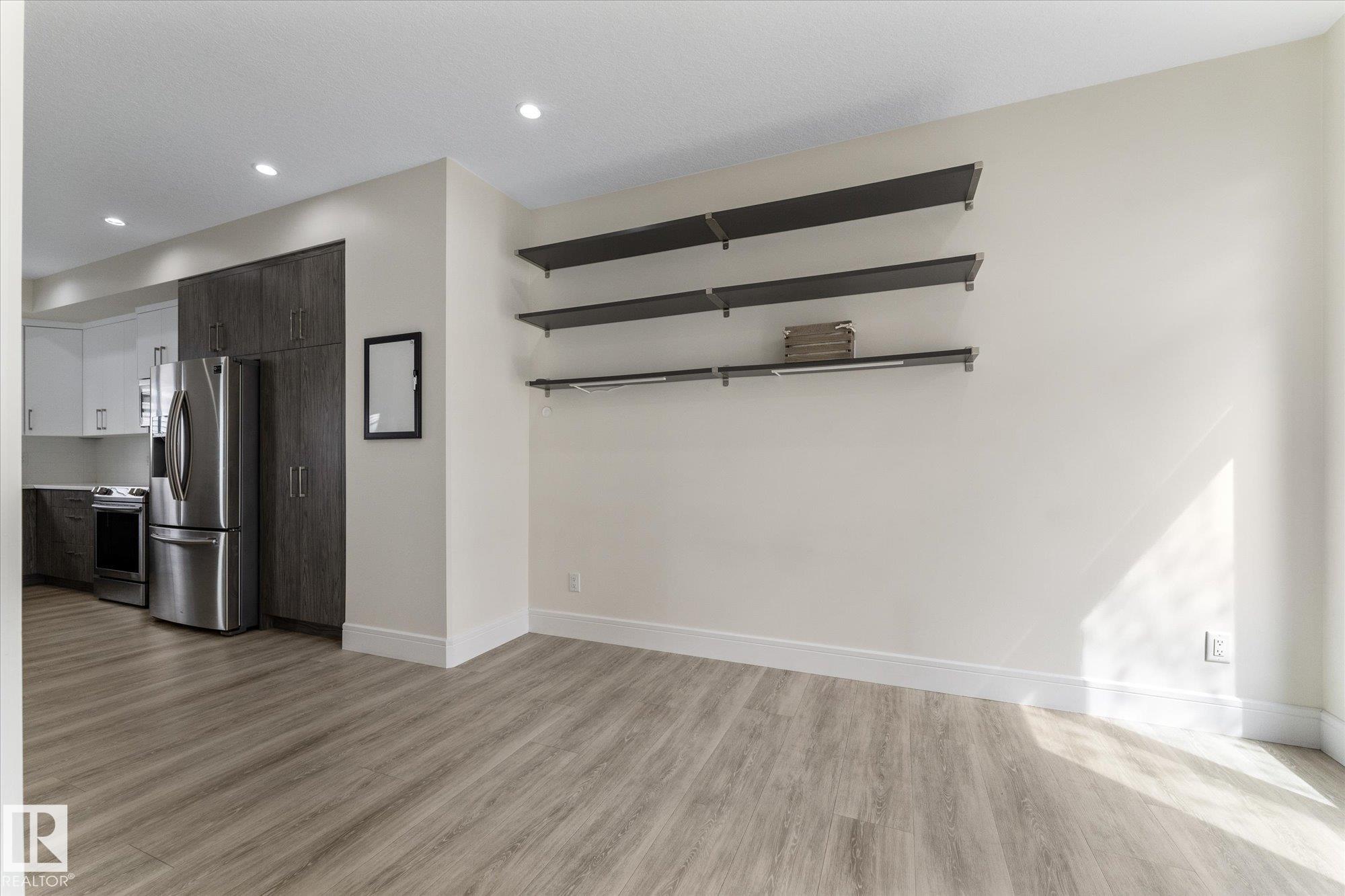 Photo 6 at 14914 108 Avenue NW, High Park, Edmonton
