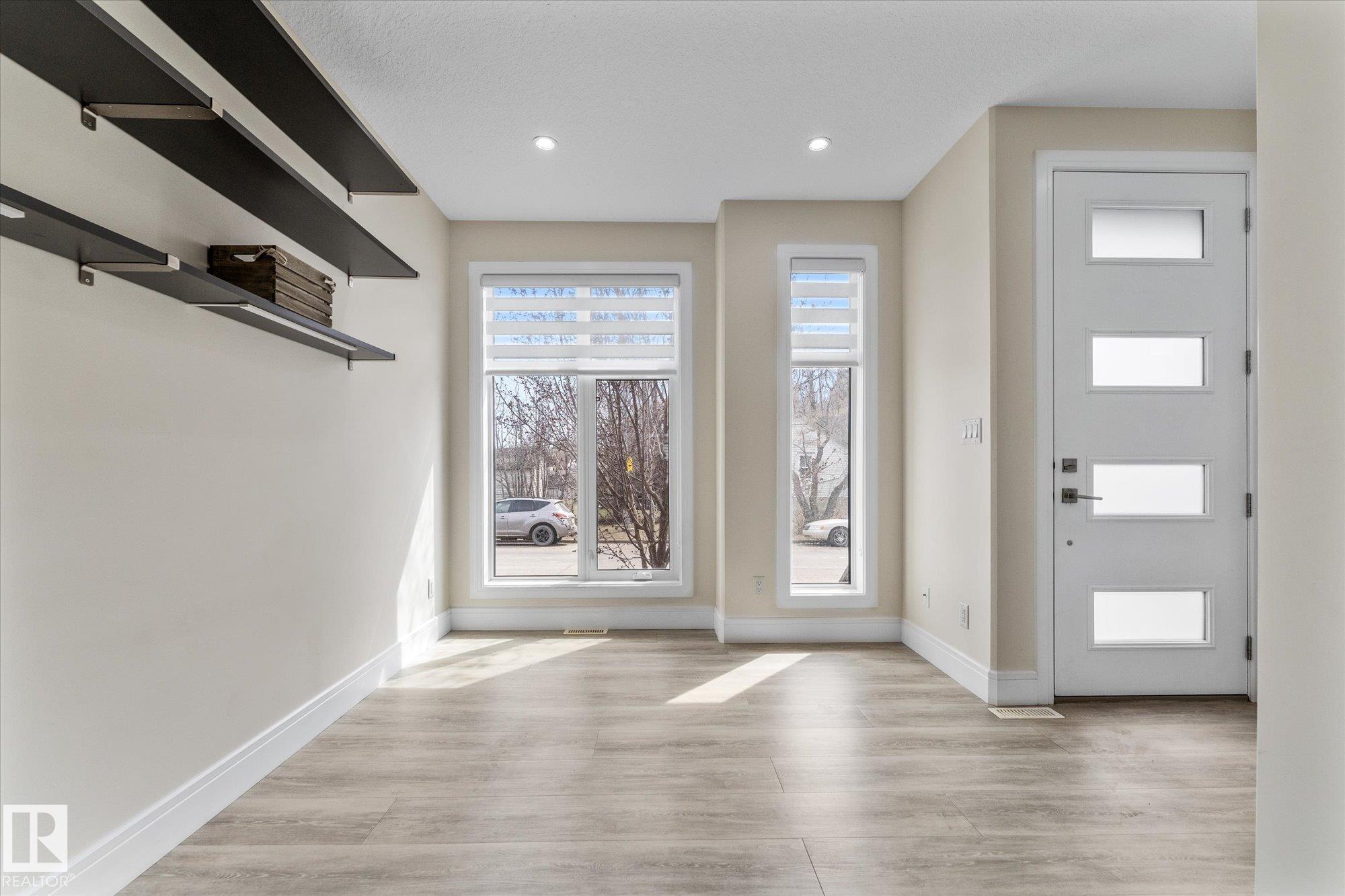 Photo 7 at 14914 108 Avenue NW, High Park, Edmonton