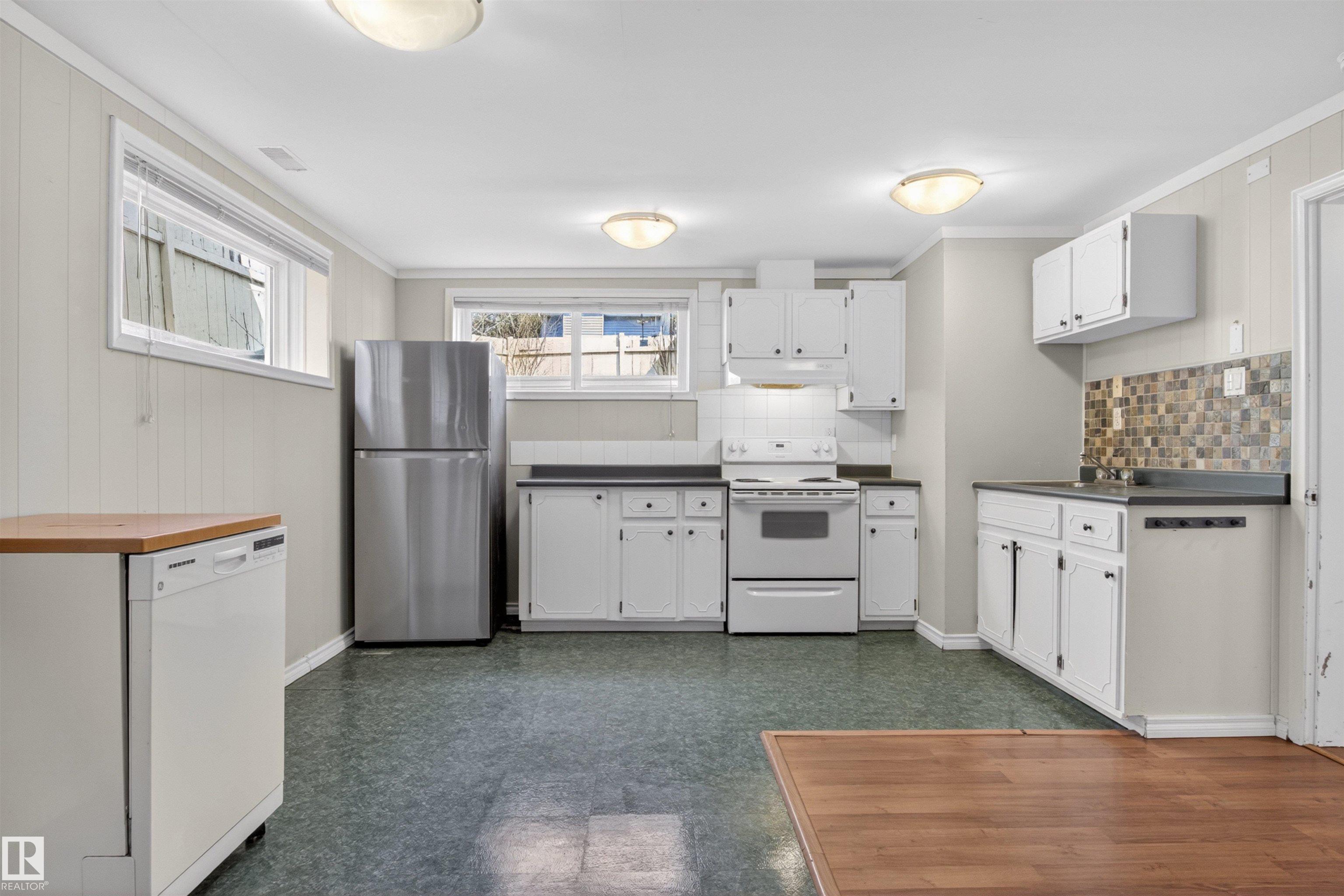 Photo 27 at 14232 95 Avenue NW, Crestwood, Edmonton