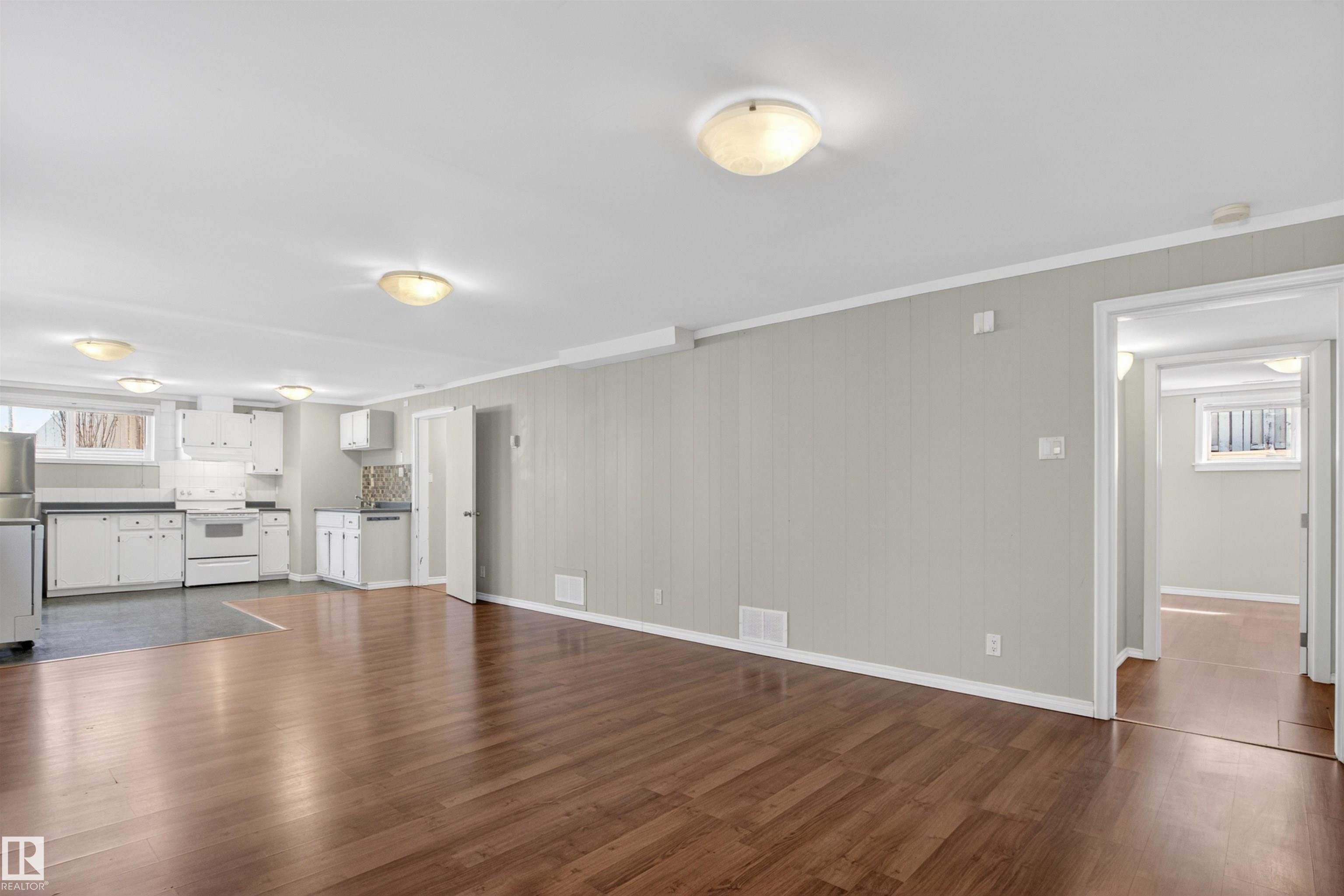 Photo 30 at 14232 95 Avenue NW, Crestwood, Edmonton