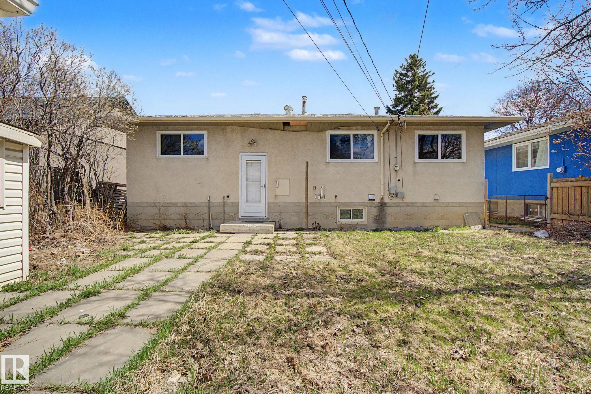 https://zimg.paragon.ice.com/ParagonImages/Property/PM/RAE/225399458/38/0/0/6239702abc2dea9e35b676ede0c36665/1/50c6a0370d6f7b3c4c6da9b522076f5c/225399458-3b5b0205-fb89-425d-ab17-7eb4f70069e6.JPG