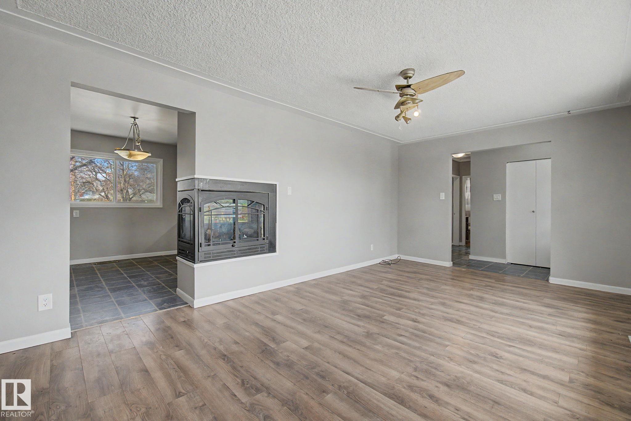 https://zimg.paragon.ice.com/ParagonImages/Property/PM/RAE/225399458/7/0/0/0d626ce52acbcb0e176cd8f06840a382/1/50c6a0370d6f7b3c4c6da9b522076f5c/225399458-706687fb-01a5-4477-b891-5b58ddb7ba66.JPG