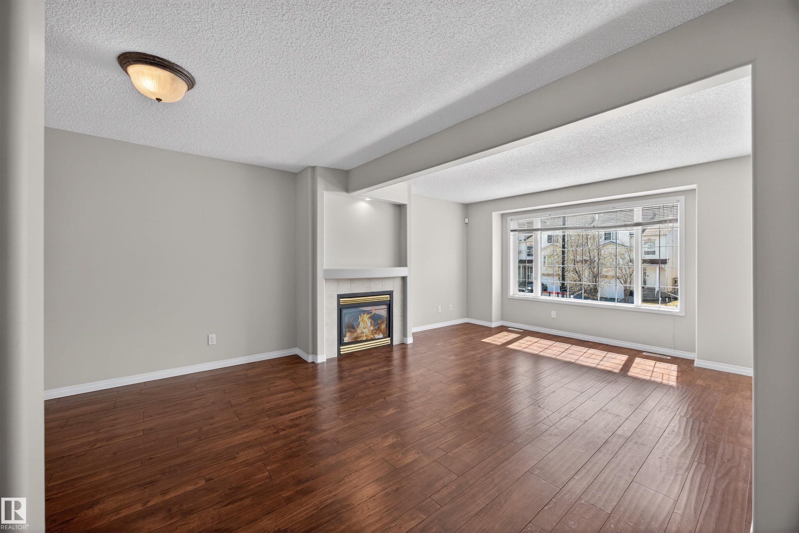 https://zimg.paragon.ice.com/ParagonImages/Property/PM/RAE/225399460/15/0/0/286dd1abd13e0aa3c3a0568cbeb4adaf/1/579392ba0a01a99463dffa4098469559/225399460-d65bb0a6-f9b1-462e-85a3-f92b0799fe41.JPG