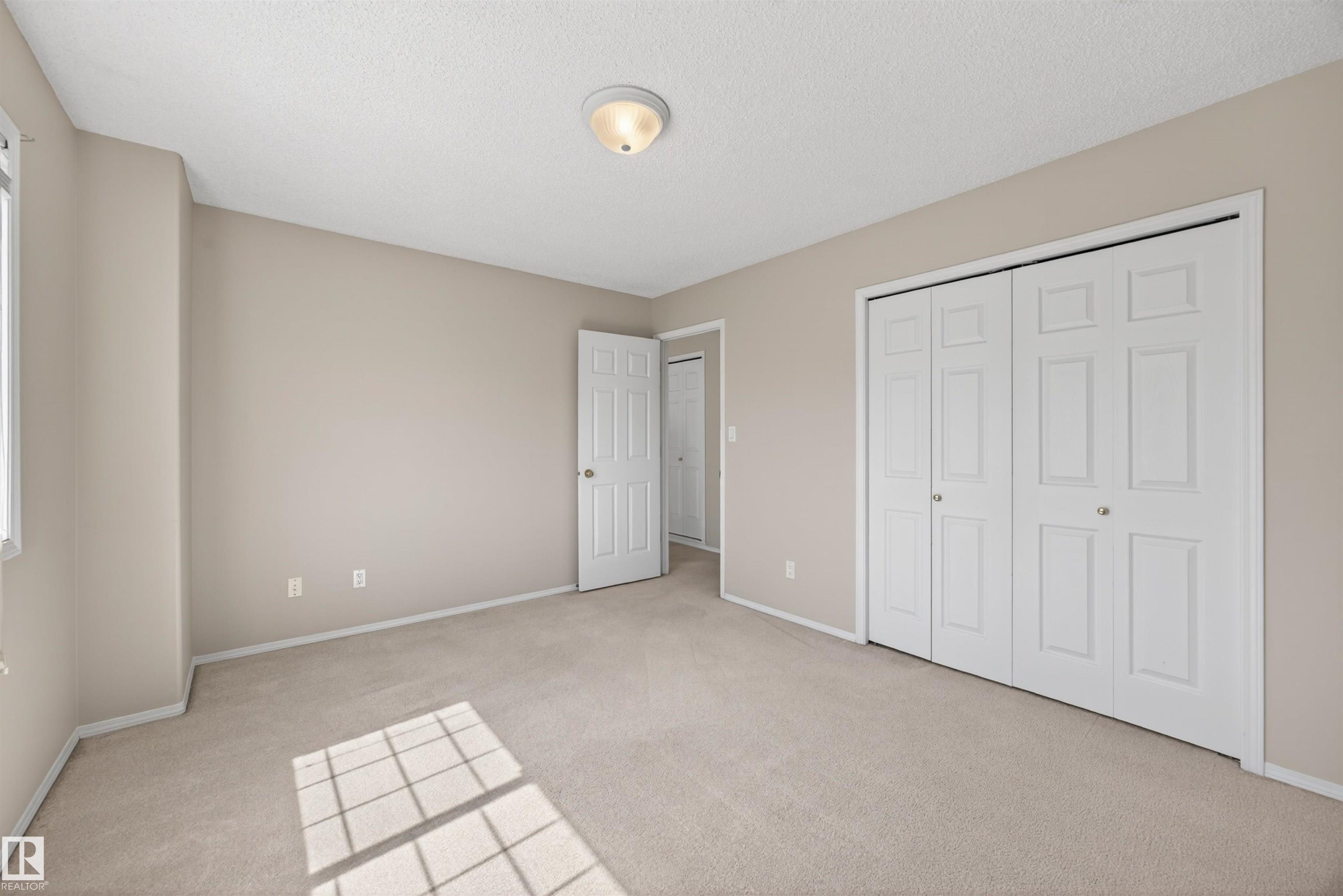 https://zimg.paragon.ice.com/ParagonImages/Property/PM/RAE/225399460/31/0/0/ee326917164d573893758dc5fa04120b/1/579392ba0a01a99463dffa4098469559/225399460-5dfde00d-cee4-4380-b6c5-bdc06d2aee48.JPG