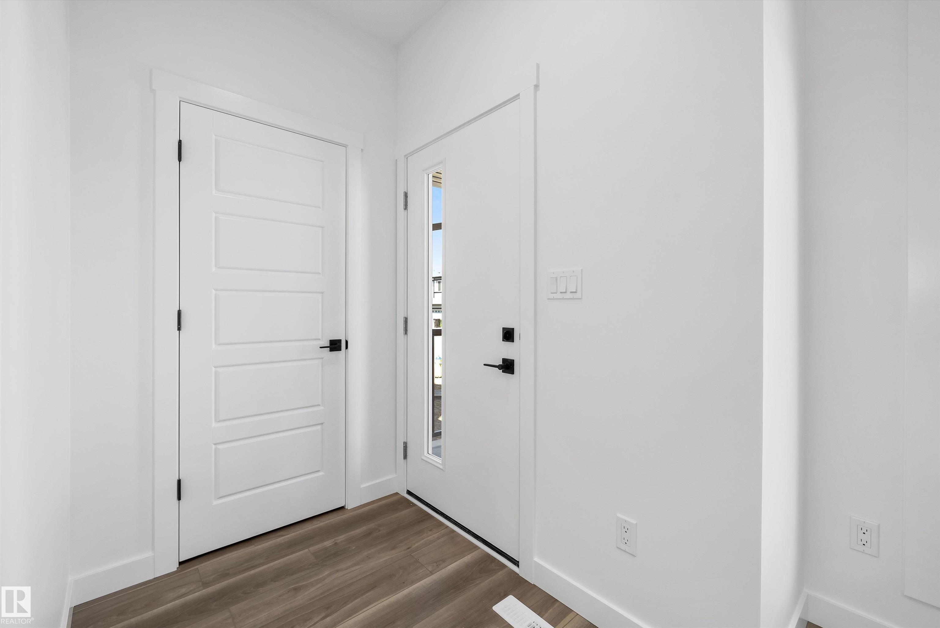 Picture for 20631 43 AV NW