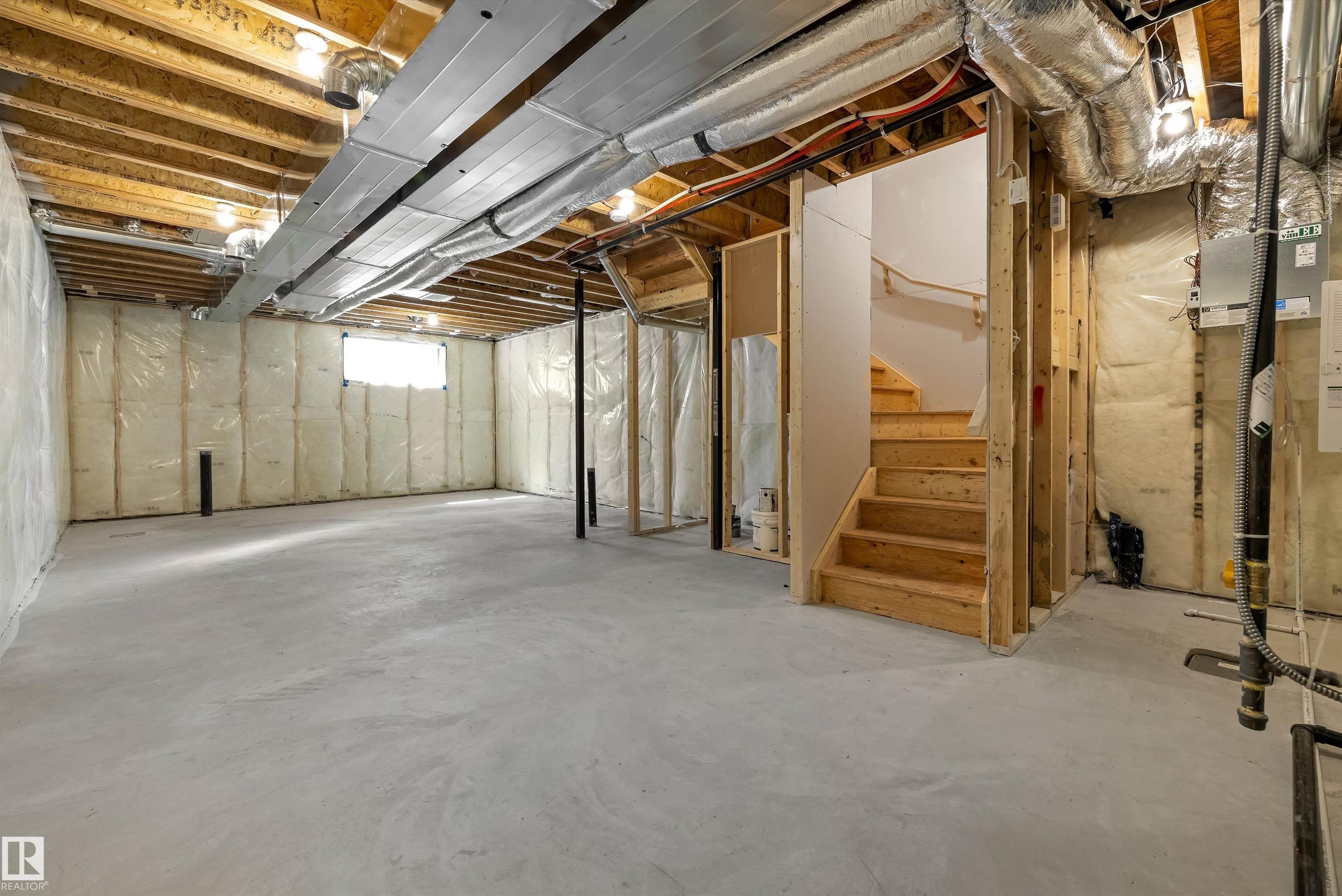 https://zimg.paragon.ice.com/ParagonImages/Property/PM/RAE/225399462/32/0/0/b04cdc6f0ae30370e15603a77801f611/1/82eba19eae05f3812d7c25958e929ef1/225399462-08101e28-4d24-4003-a202-912f6c0f72a0.JPG