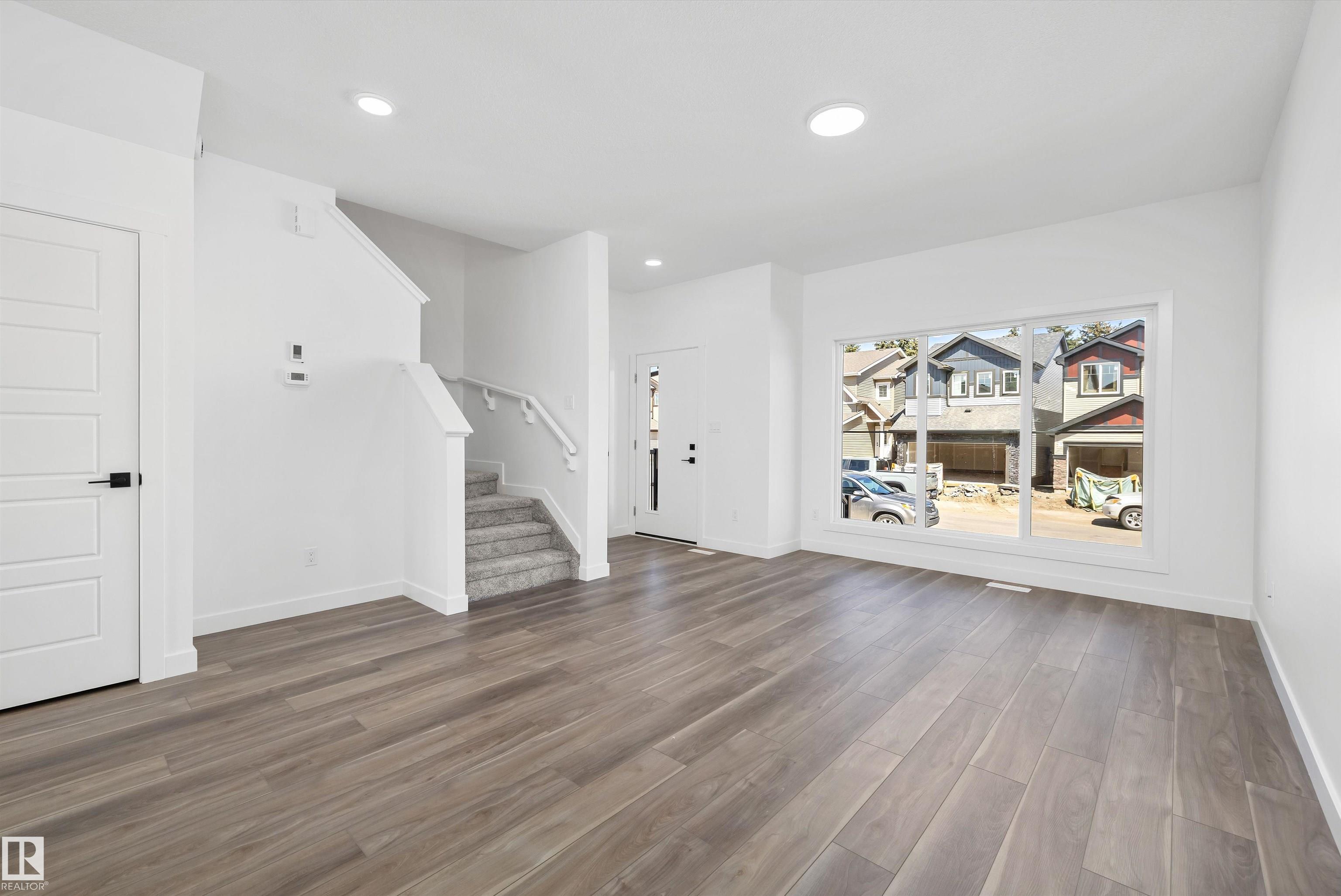 Picture for 20631 43 AV NW
