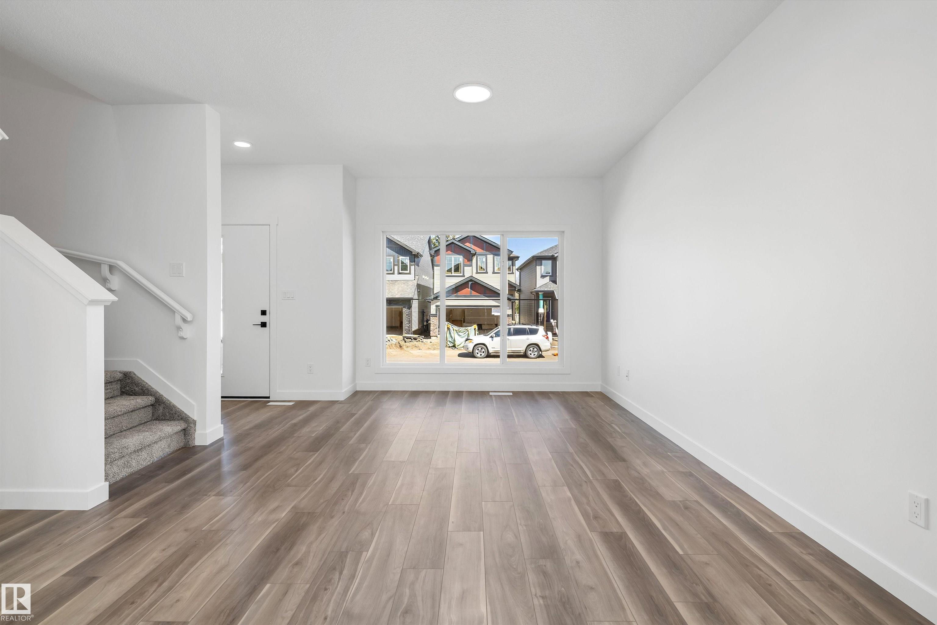 Picture for 20631 43 AV NW
