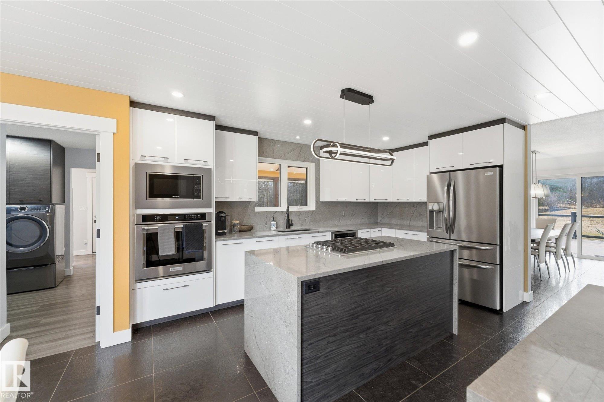 Photo 18 at 97 - 51313 Rge Road 231, Glenwood Park Estates, Rural Strathcona County