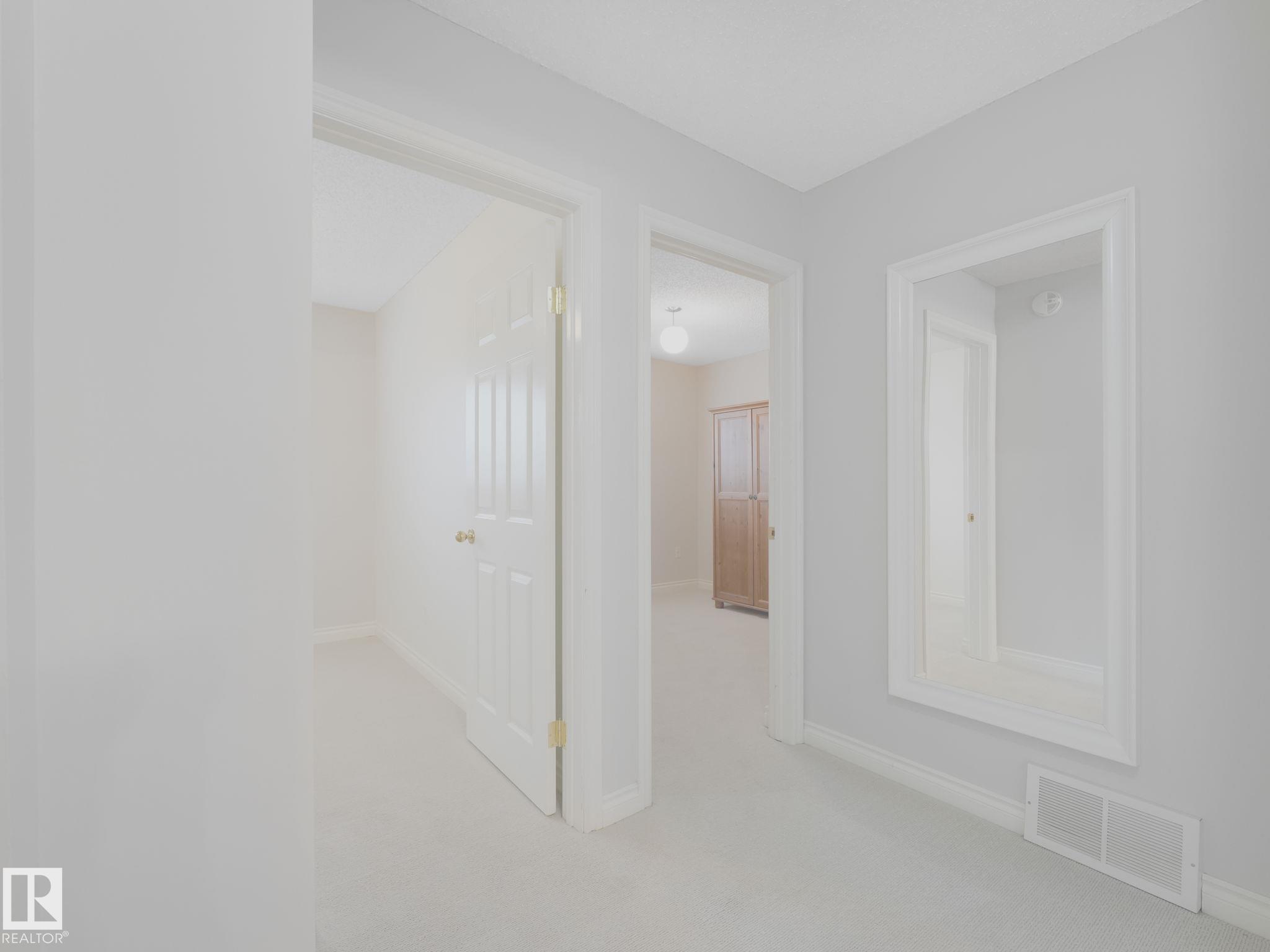 https://zimg.paragon.ice.com/ParagonImages/Property/PM/RAE/225399473/15/0/0/3718e975e860b5971ac783aa0671604c/1/2981fd69443a07c87f9a8450b1030050/225399473-d83075da-f2de-4eda-8c8f-cd337ad64164.JPG
