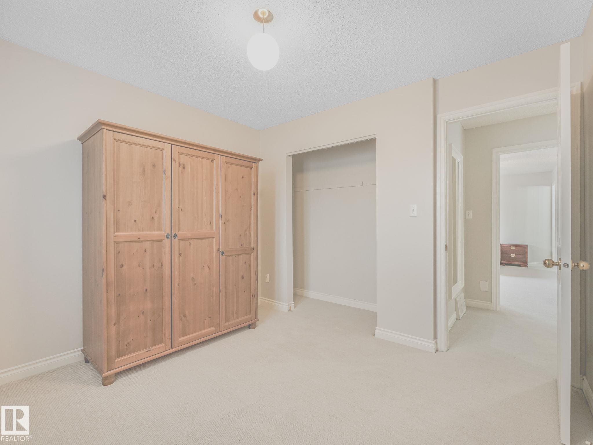 https://zimg.paragon.ice.com/ParagonImages/Property/PM/RAE/225399473/23/0/0/b775c283d20d0154ee6b49700d122ae5/1/2981fd69443a07c87f9a8450b1030050/225399473-63ea6f90-e281-4de1-824e-b48e1922fd07.JPG