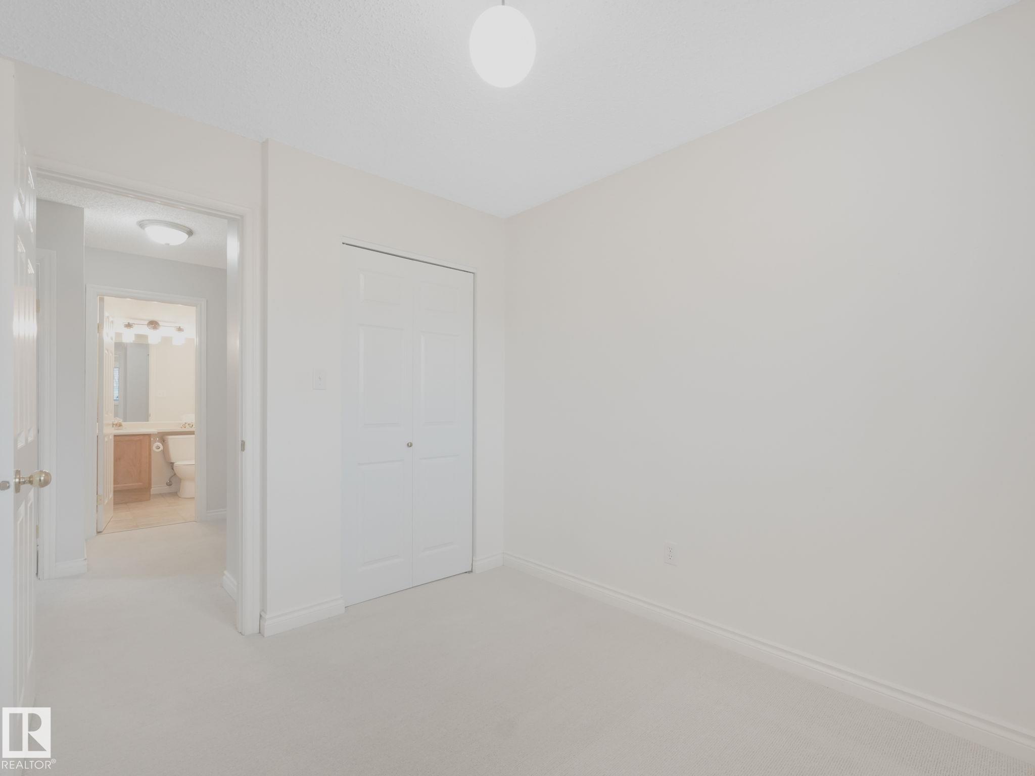 https://zimg.paragon.ice.com/ParagonImages/Property/PM/RAE/225399473/25/0/0/035421bbebc0a87525964b2e0aac0d43/1/2981fd69443a07c87f9a8450b1030050/225399473-98859c60-0ee0-48ca-80fe-08ecbad1cbf8.JPG