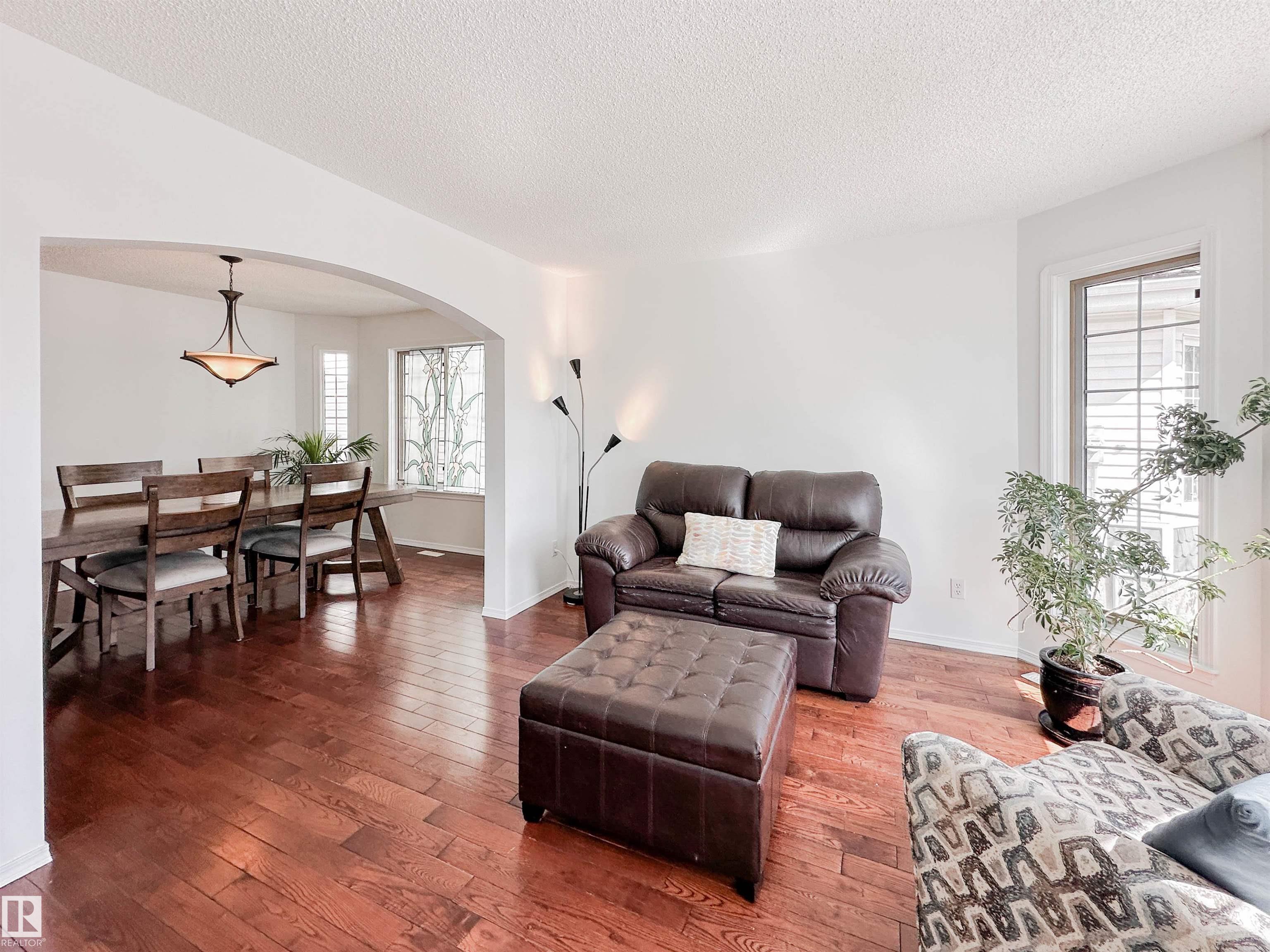 Picture for 10020 97 AV NW