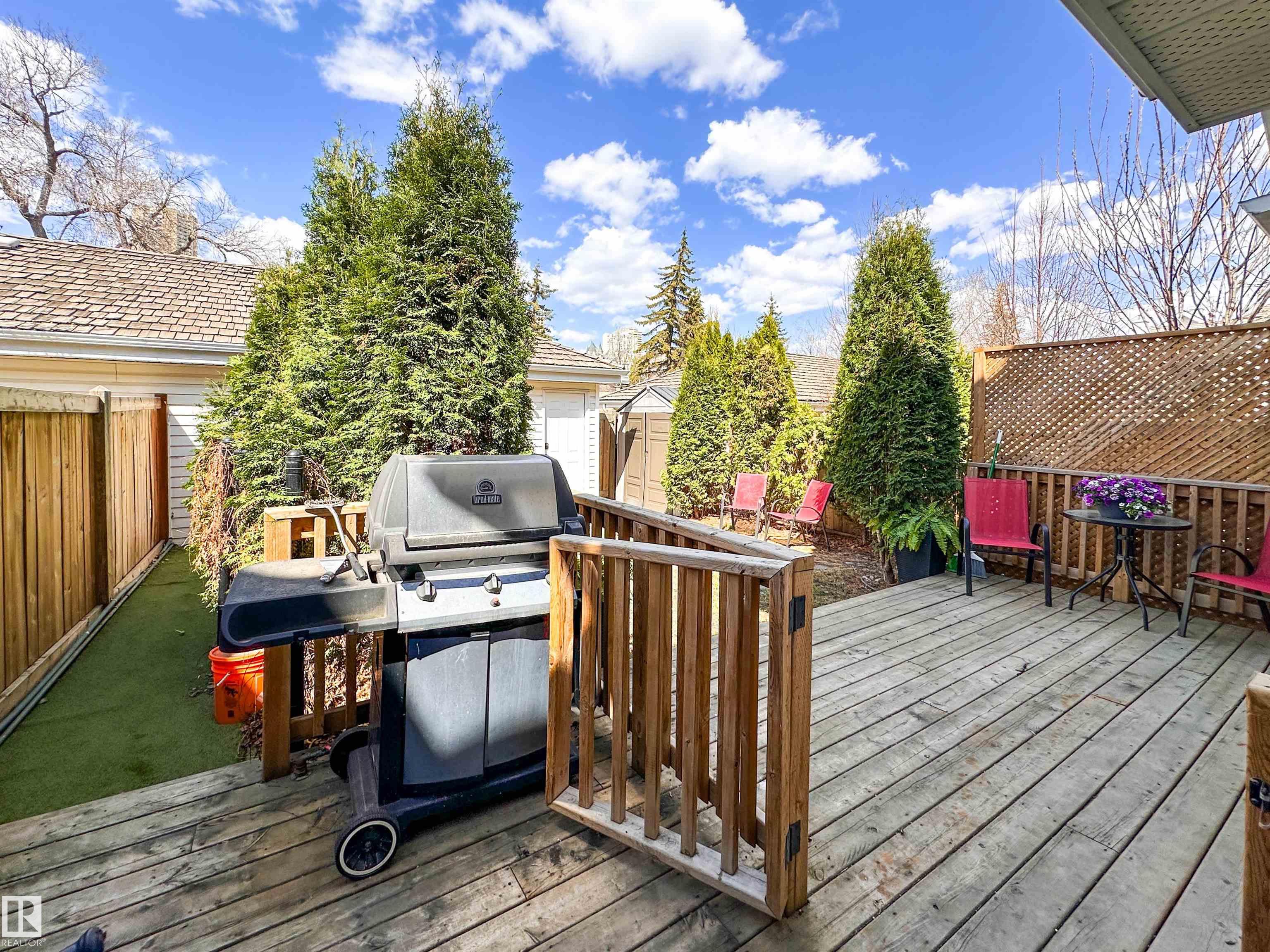 https://zimg.paragon.ice.com/ParagonImages/Property/PM/RAE/225399478/57/0/0/aff77e82419eb2f6a593d4b53ee4551b/1/65c3f00e92c52e1851ae3d61f452a4dc/225399478-212a6cd8-4c5b-4b3c-90bd-85d831f5eb58.JPG