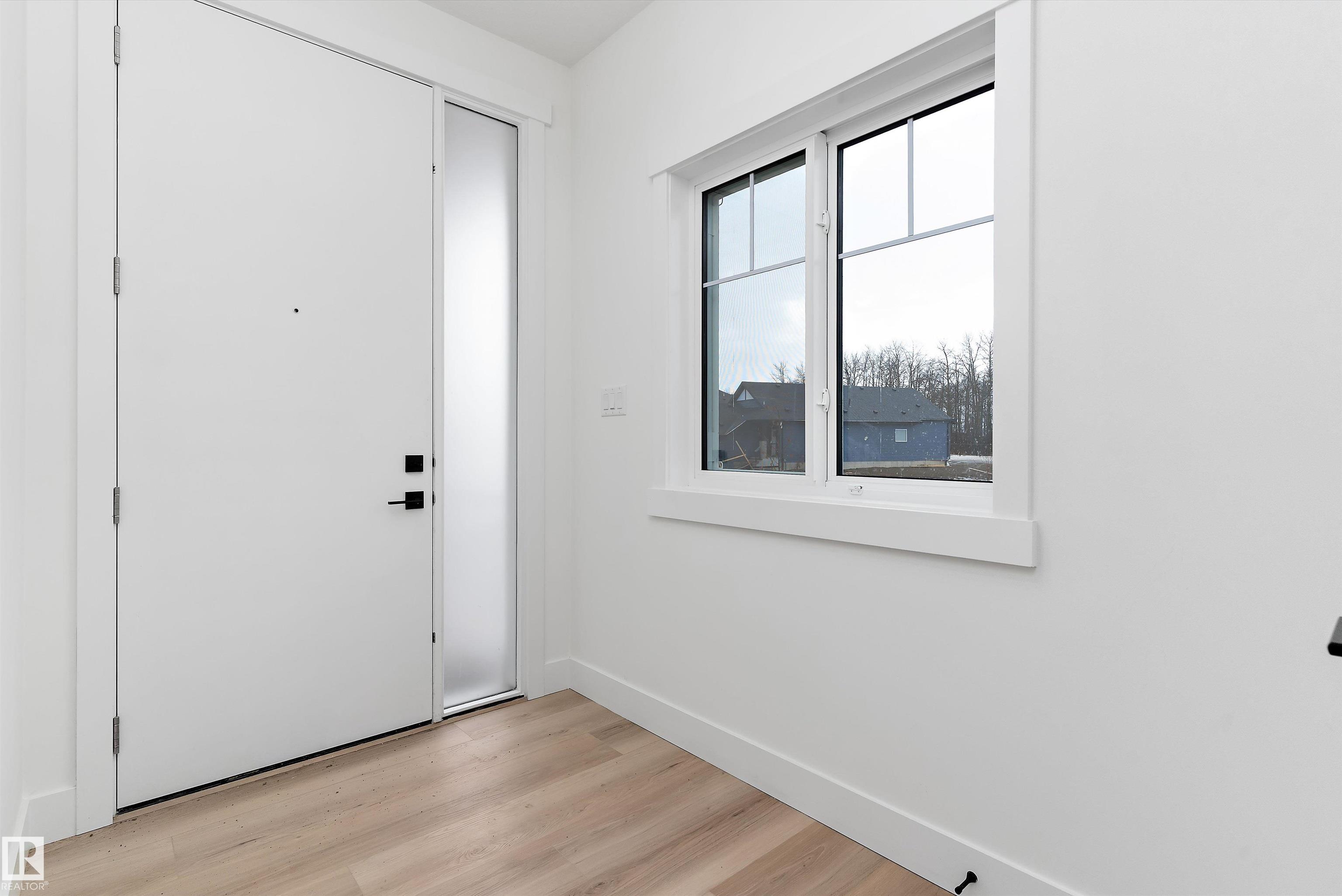 https://zimg.paragon.ice.com/ParagonImages/Property/PM/RAE/225399483/17/0/0/21b2f7bf01a341ed5720ec0a139b36e8/1/1784e07f0be405238197ca9e38a5cacc/225399483-5fac3927-eb86-49fa-9b07-606676f1e359.JPG