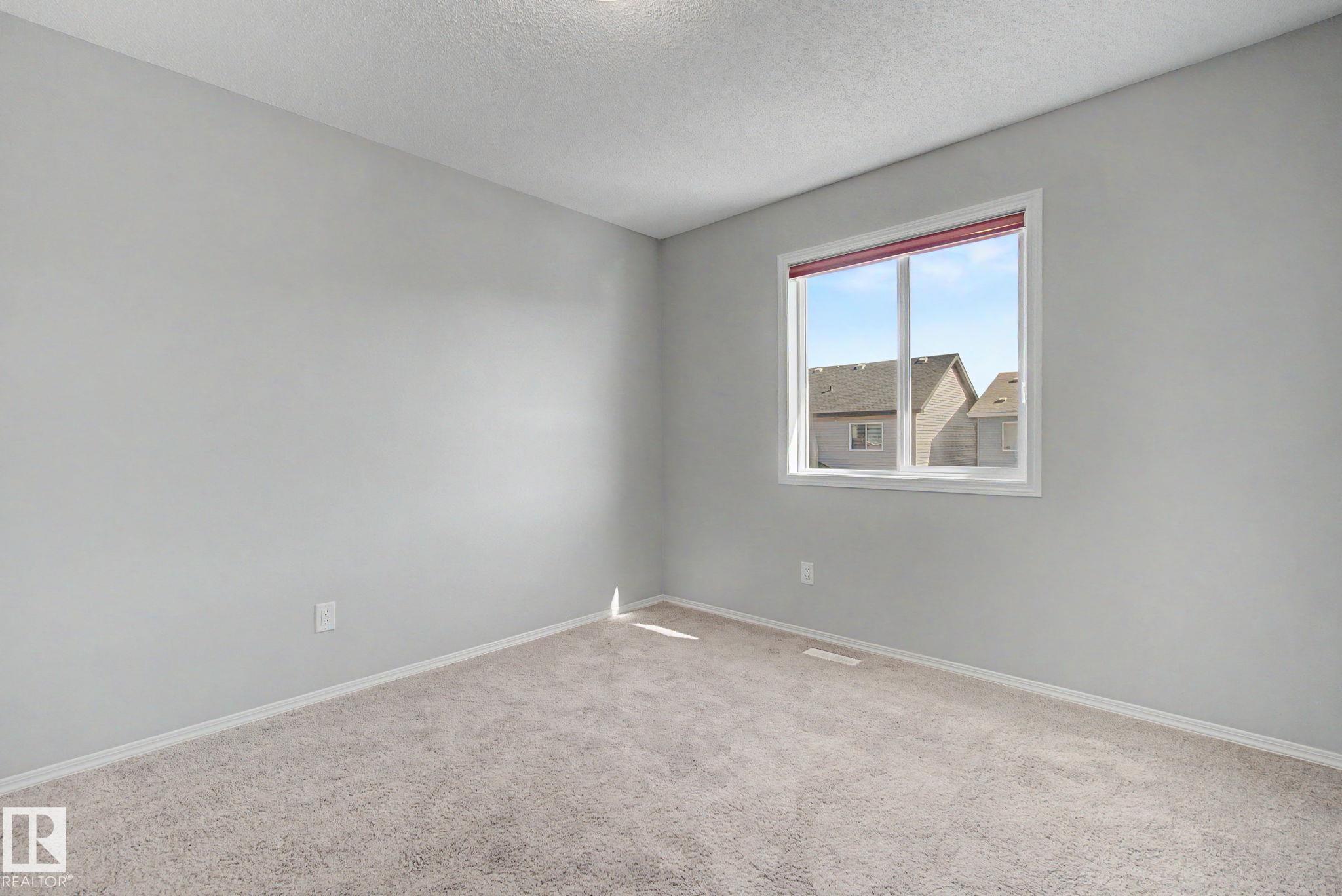 https://zimg.paragon.ice.com/ParagonImages/Property/PM/RAE/225399485/26/0/0/360c4b3d9622b424023e495b1ff3b5f7/1/cd14070409ca6a1aef7e5ab7fa9f1b5b/225399485-e2913705-362d-4803-96c6-d23ee32849e1.JPG