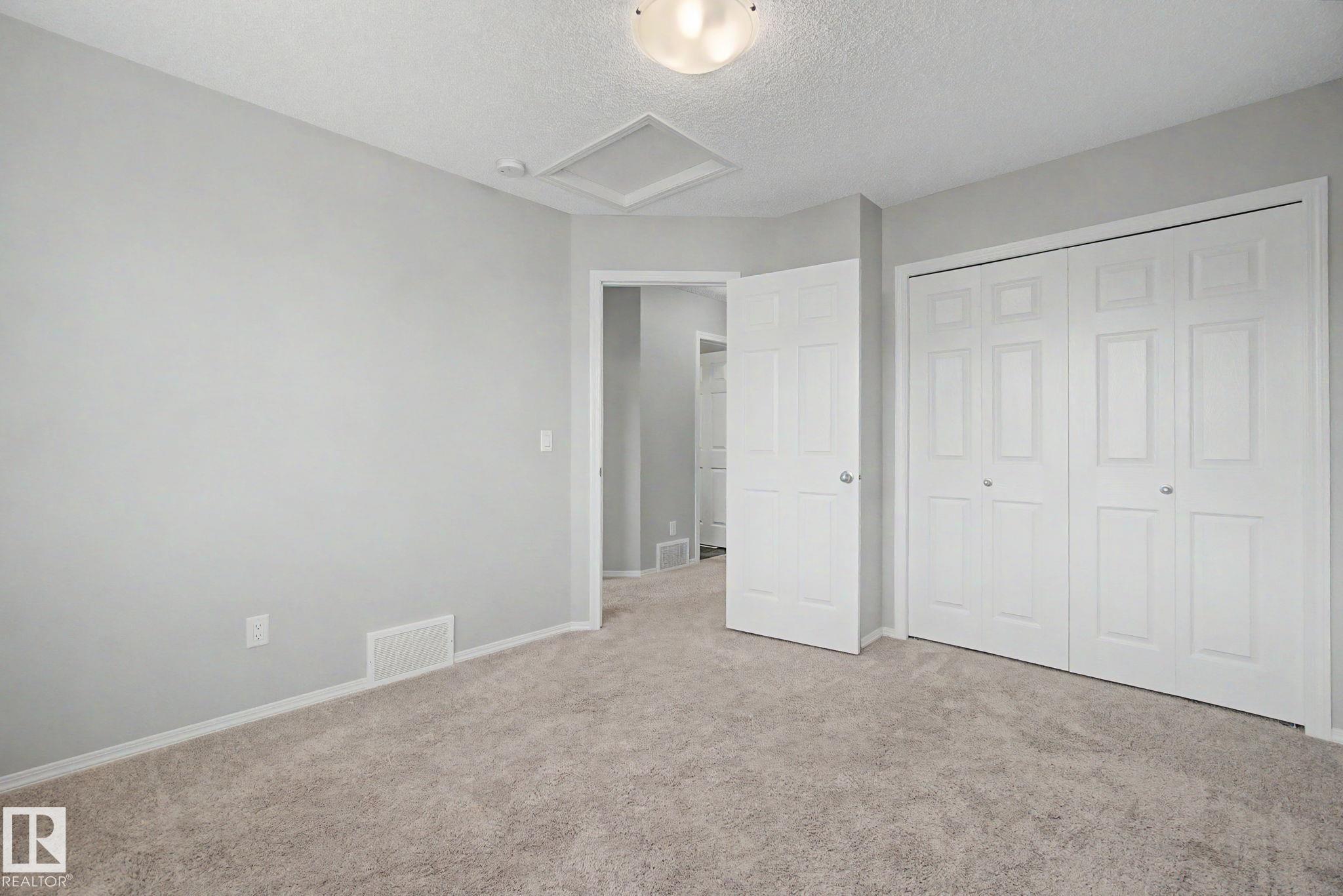 https://zimg.paragon.ice.com/ParagonImages/Property/PM/RAE/225399485/28/0/0/5ce680aec641f1c280f71c7f4ecd7146/1/cd14070409ca6a1aef7e5ab7fa9f1b5b/225399485-472e732c-301a-4624-b7af-d6efc40a3639.JPG