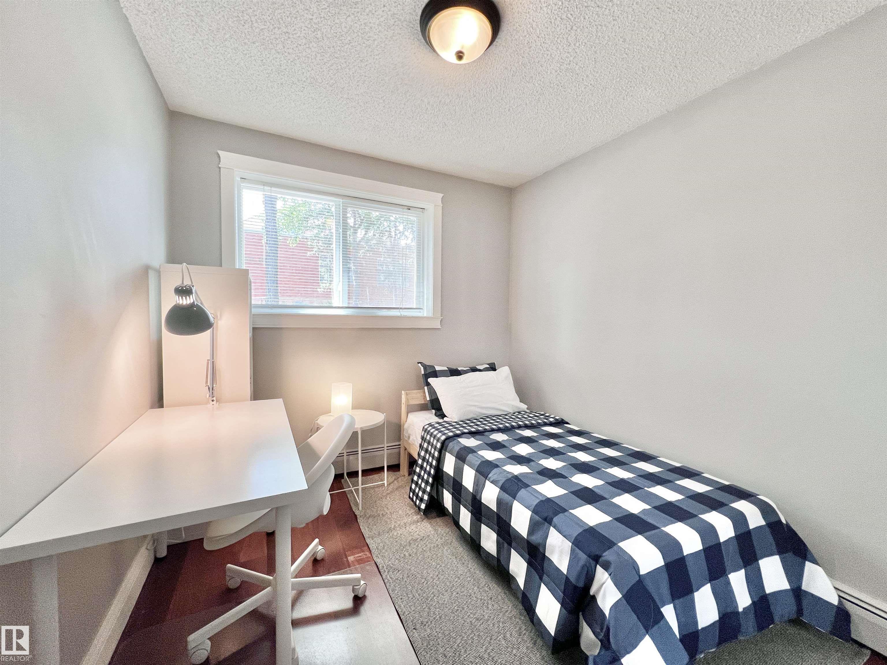 https://zimg.paragon.ice.com/ParagonImages/Property/PM/RAE/225399489/29/0/0/47319f68ee3f56cbad513d2b1cc49e4a/1/528e3a16b004158a94fb1a9aed745e59/225399489-aaf4465b-31bb-4c7c-854b-d791cd89f2f6.JPG