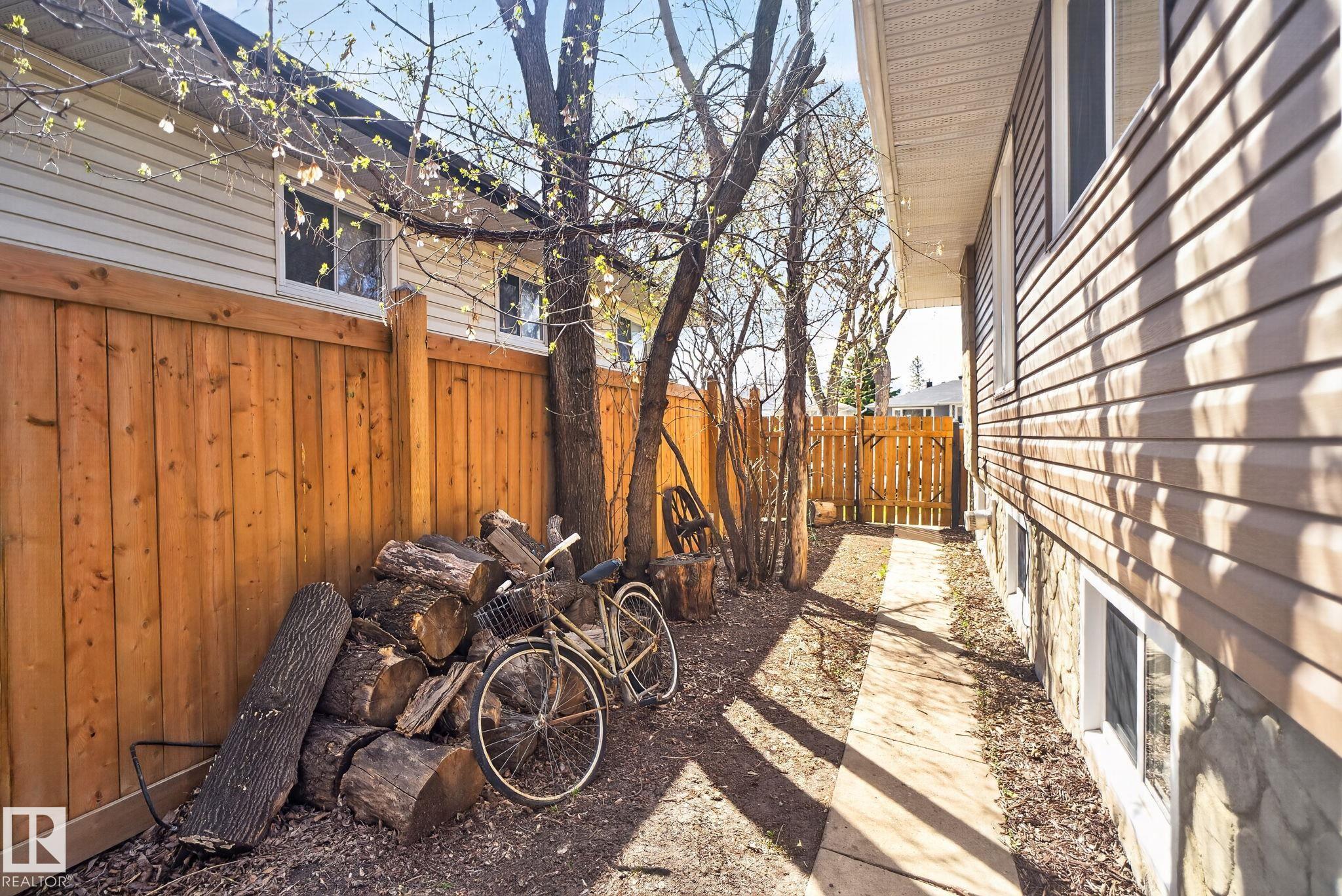 Photo 57 at 10409 83 Street NW, Forest Heights, Edmonton