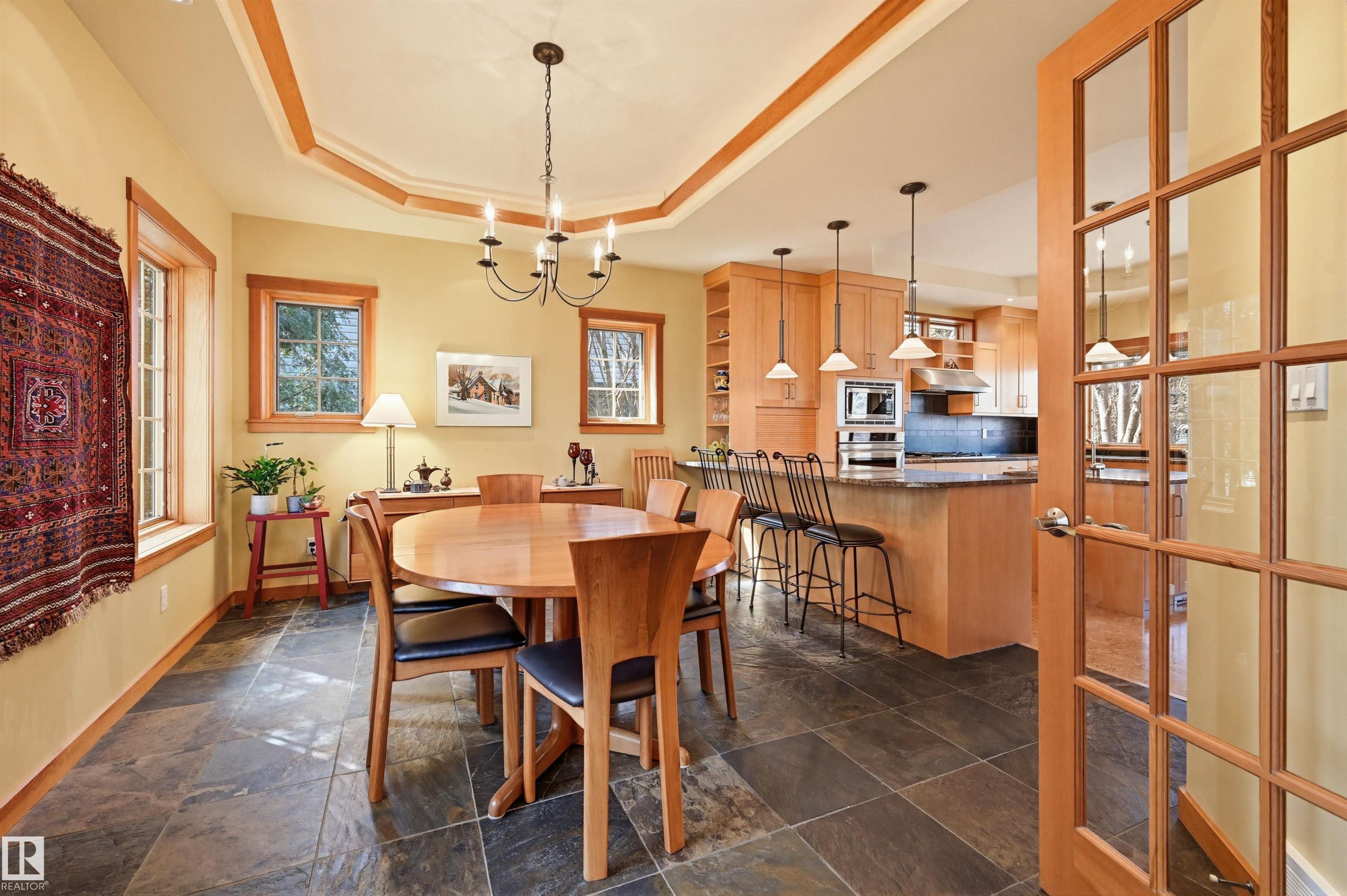 Photo 13 at 9212 118 Street NW, Windsor Park, Edmonton