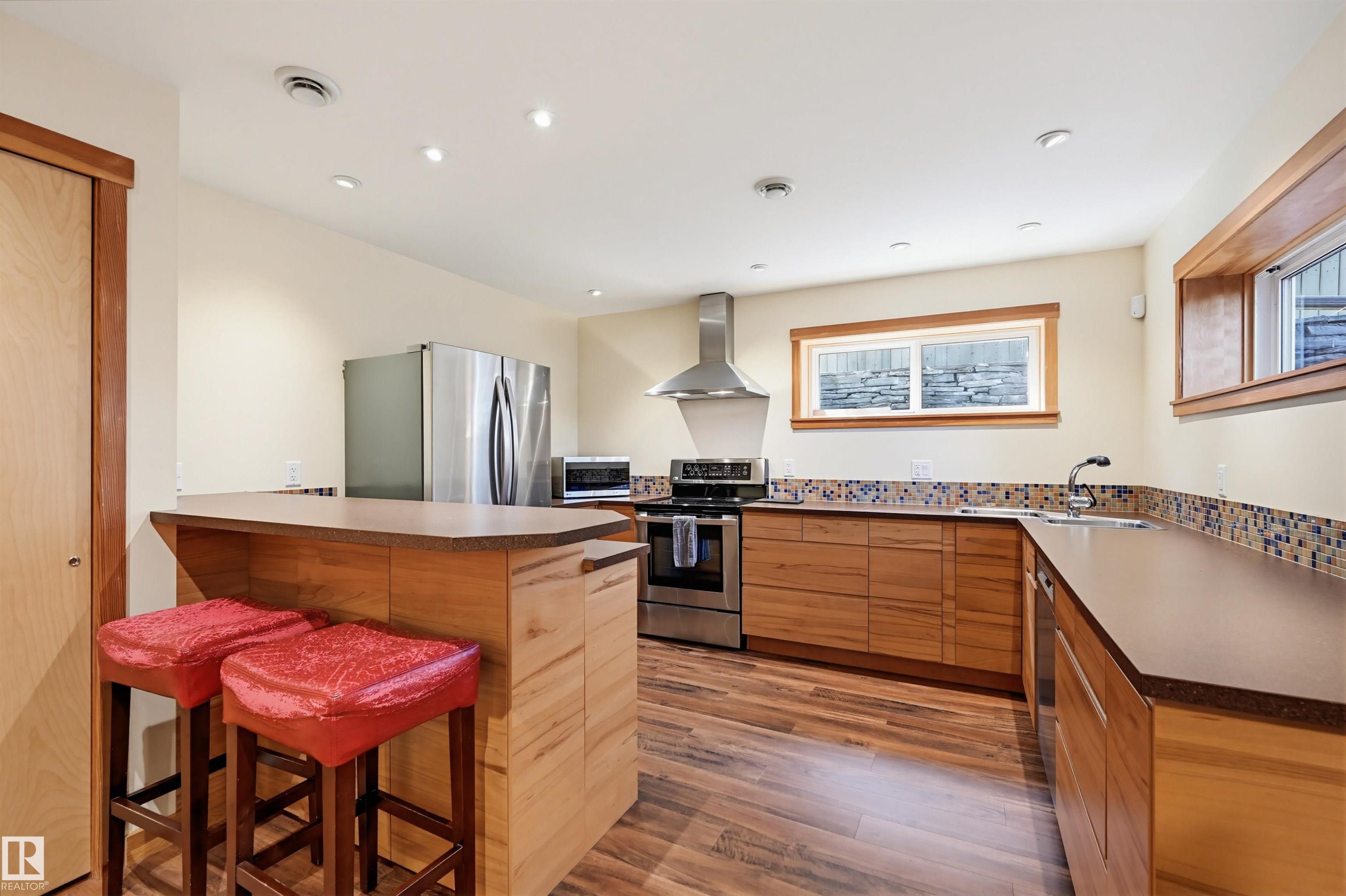 Photo 56 at 9212 118 Street NW, Windsor Park, Edmonton