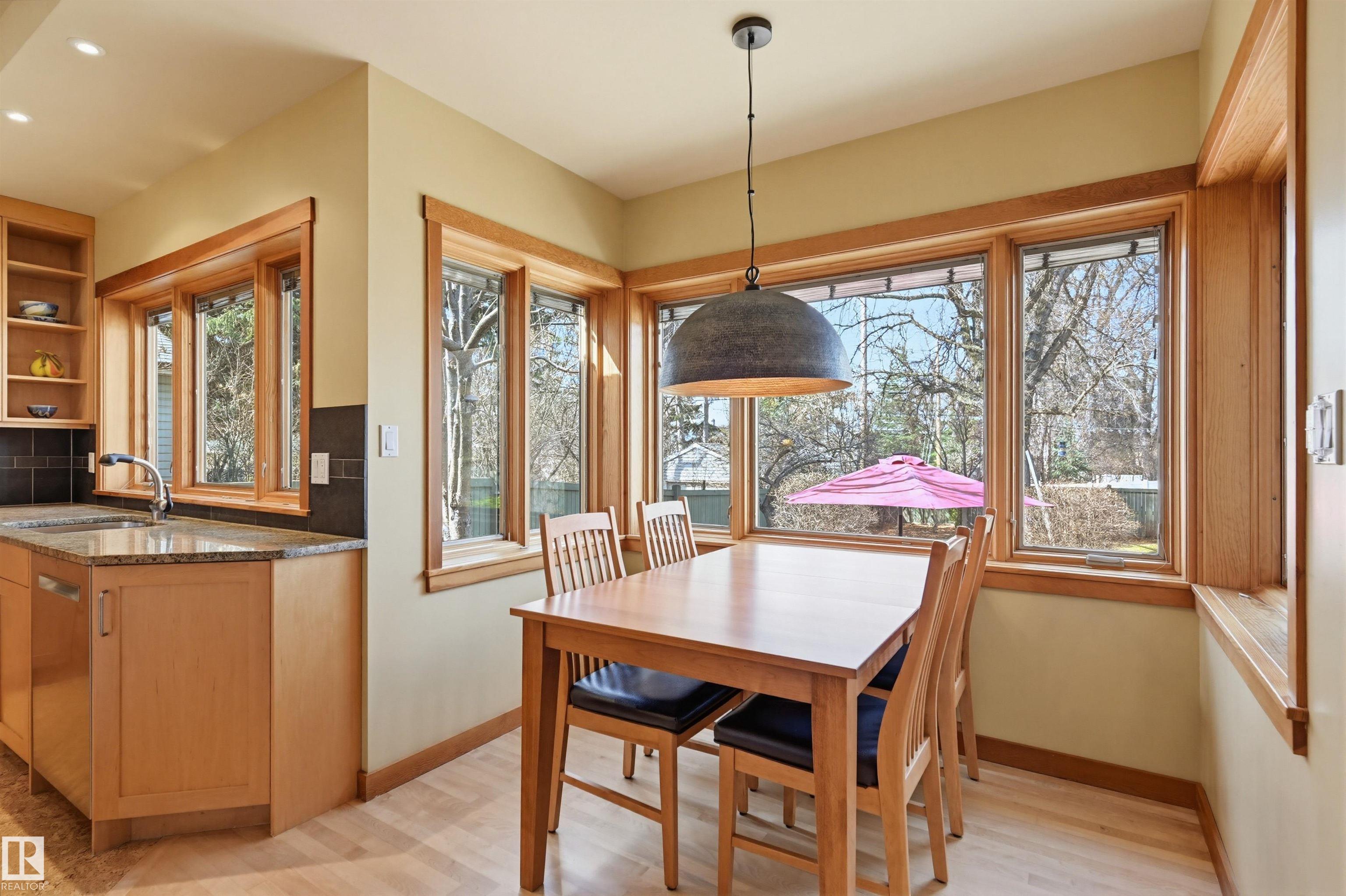Photo 9 at 9212 118 Street NW, Windsor Park, Edmonton