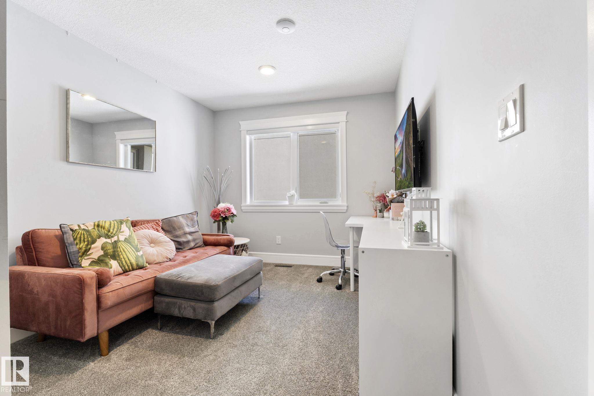 https://zimg.paragon.ice.com/ParagonImages/Property/PM/RAE/225399500/38/0/0/0a6e9b83246e3fc9d3f1d7a44ca0bbbf/1/1255bef94e8612c55594df34b0ed475f/225399500-9bd6653b-8aa1-4fd5-8824-5dd19c44291d.JPG