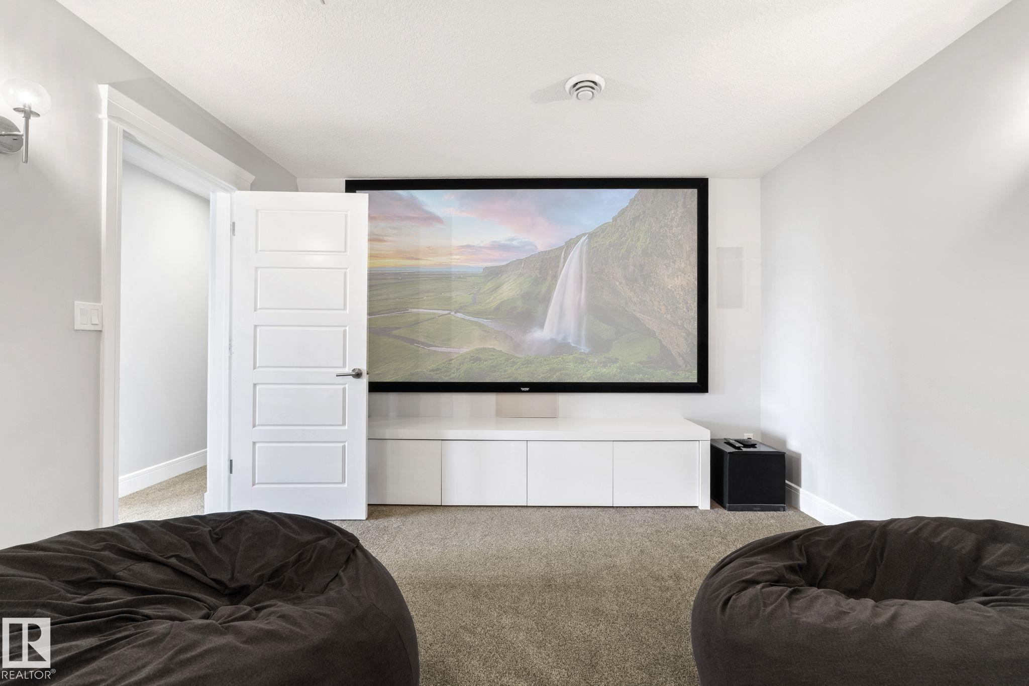 https://zimg.paragon.ice.com/ParagonImages/Property/PM/RAE/225399500/52/0/0/2f9c03f77d06ff42db12bc0aca8c25c8/1/1255bef94e8612c55594df34b0ed475f/225399500-bea50f6d-5556-411f-8aef-f2a3f5b6b4b4.JPG