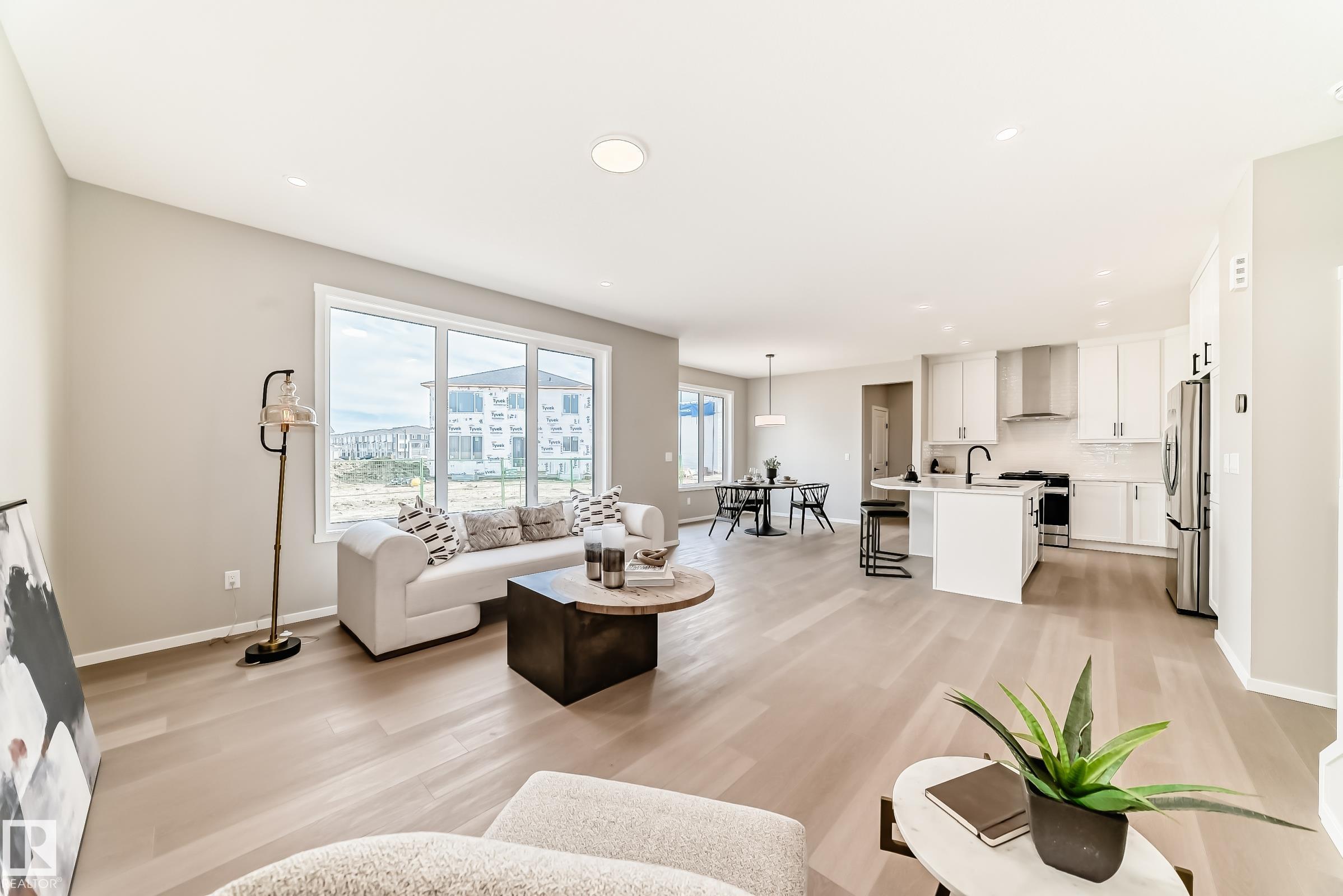 https://zimg.paragon.ice.com/ParagonImages/Property/PM/RAE/225399506/25/0/0/edde381e8e98b5020f6a3d3a5df6c003/1/8ed00b9344869e33bcd87bfb6982cec9/225399506-d5e2357c-e770-4eda-84c9-093f23f20074.JPG
