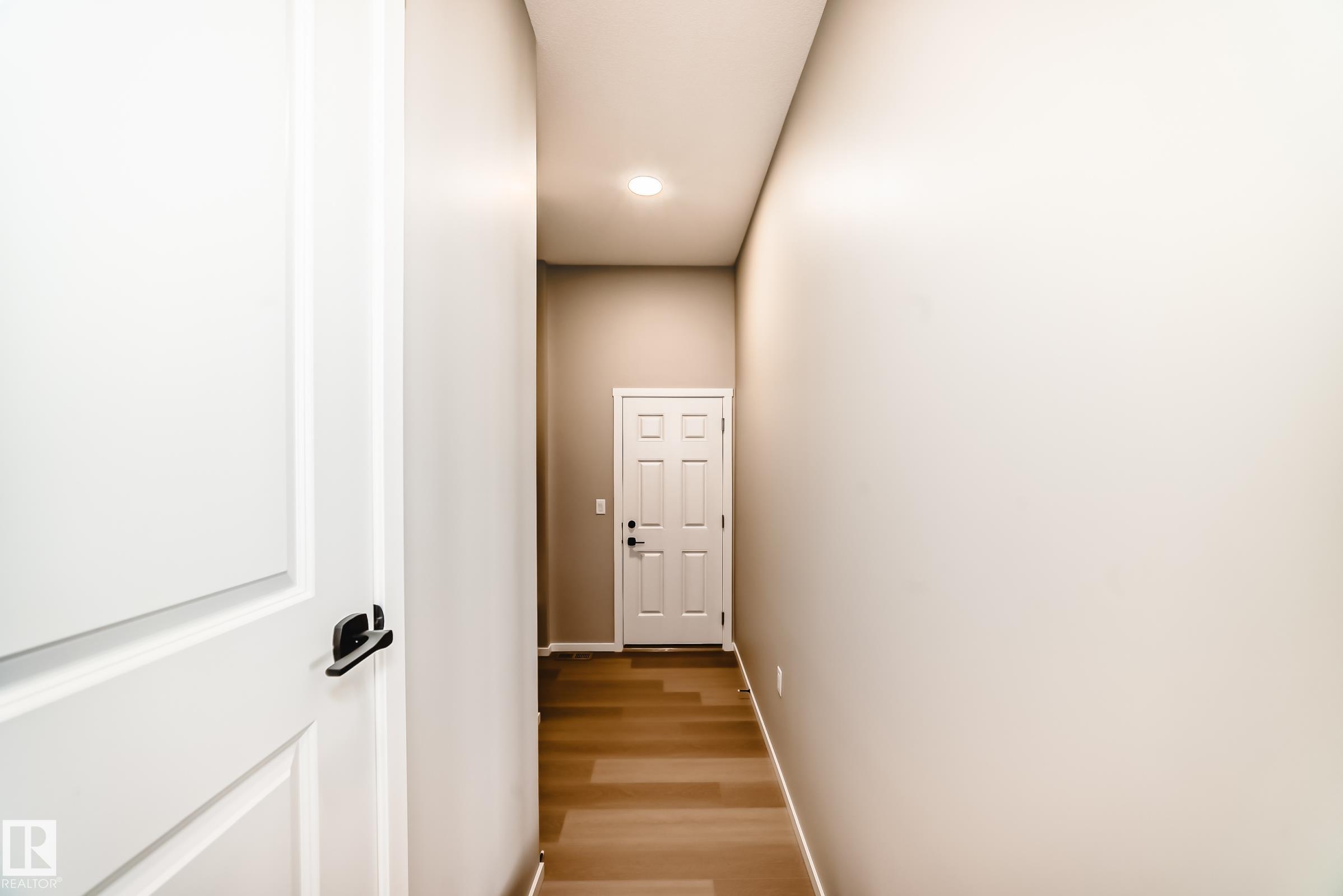 https://zimg.paragon.ice.com/ParagonImages/Property/PM/RAE/225399506/33/0/0/a4d725b26df5b92ec8dbf7e0087b4f56/1/8ed00b9344869e33bcd87bfb6982cec9/225399506-1734c266-57f4-47c7-b646-4f35e36e8cb7.JPG