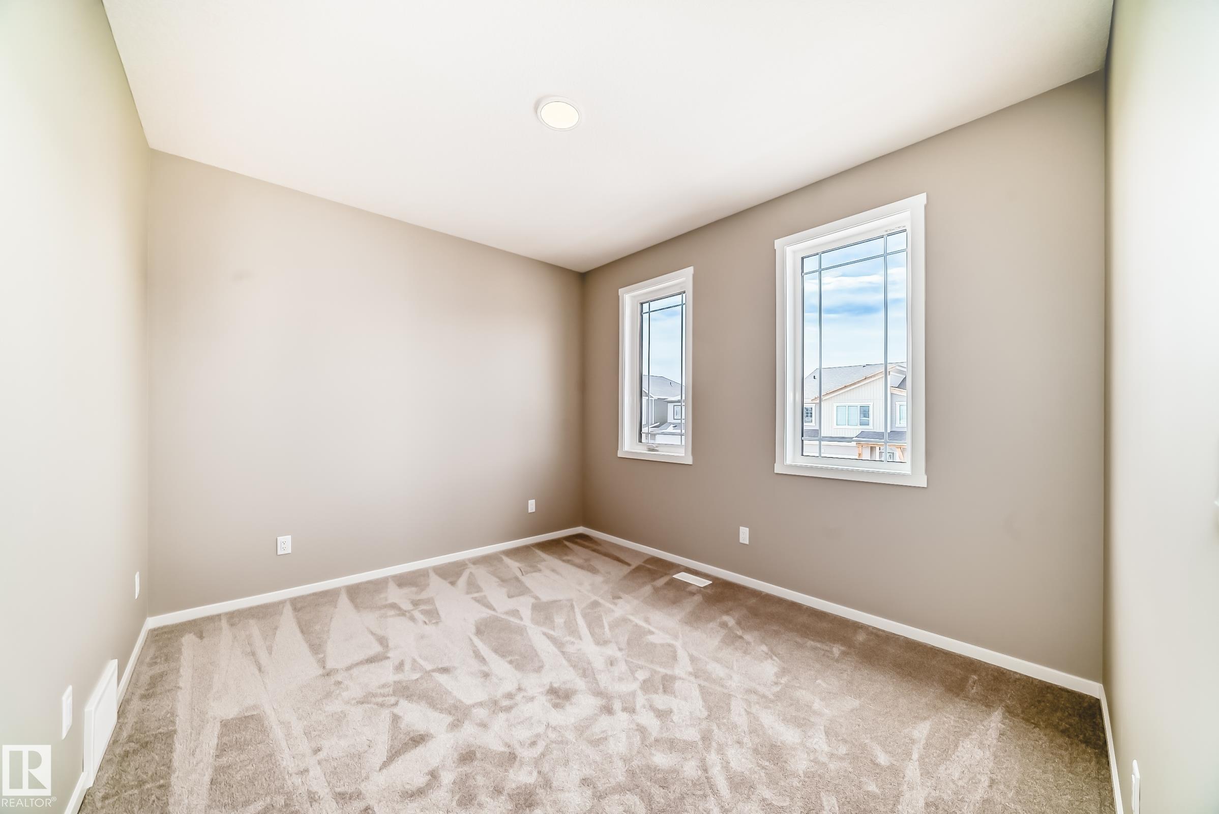 https://zimg.paragon.ice.com/ParagonImages/Property/PM/RAE/225399506/46/0/0/0c56ea8a3d43a9f73c9235c014e30ff5/1/8ed00b9344869e33bcd87bfb6982cec9/225399506-d3202cdc-b95f-4935-9e6b-ffaf97a83b2f.JPG