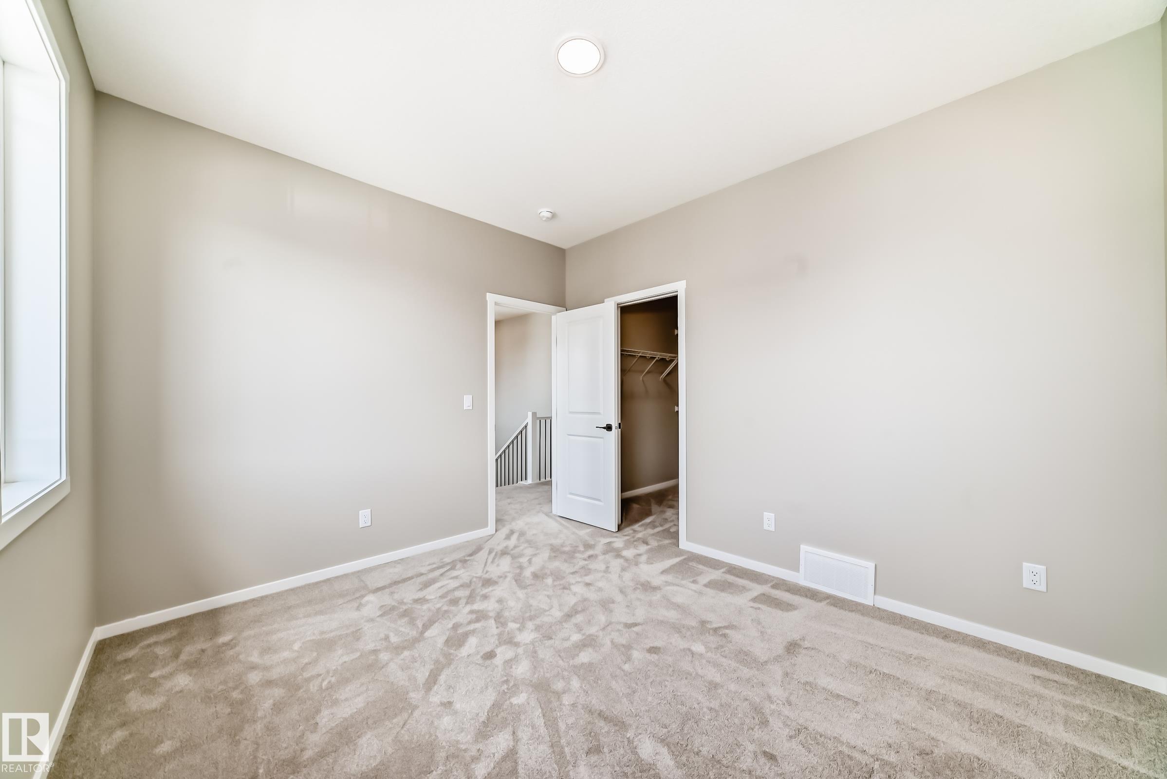 https://zimg.paragon.ice.com/ParagonImages/Property/PM/RAE/225399506/48/0/0/73aa497f6a2f8d95af34313d5cddee6e/1/8ed00b9344869e33bcd87bfb6982cec9/225399506-7765d46e-7db4-4f44-ba33-c32701ba0d67.JPG