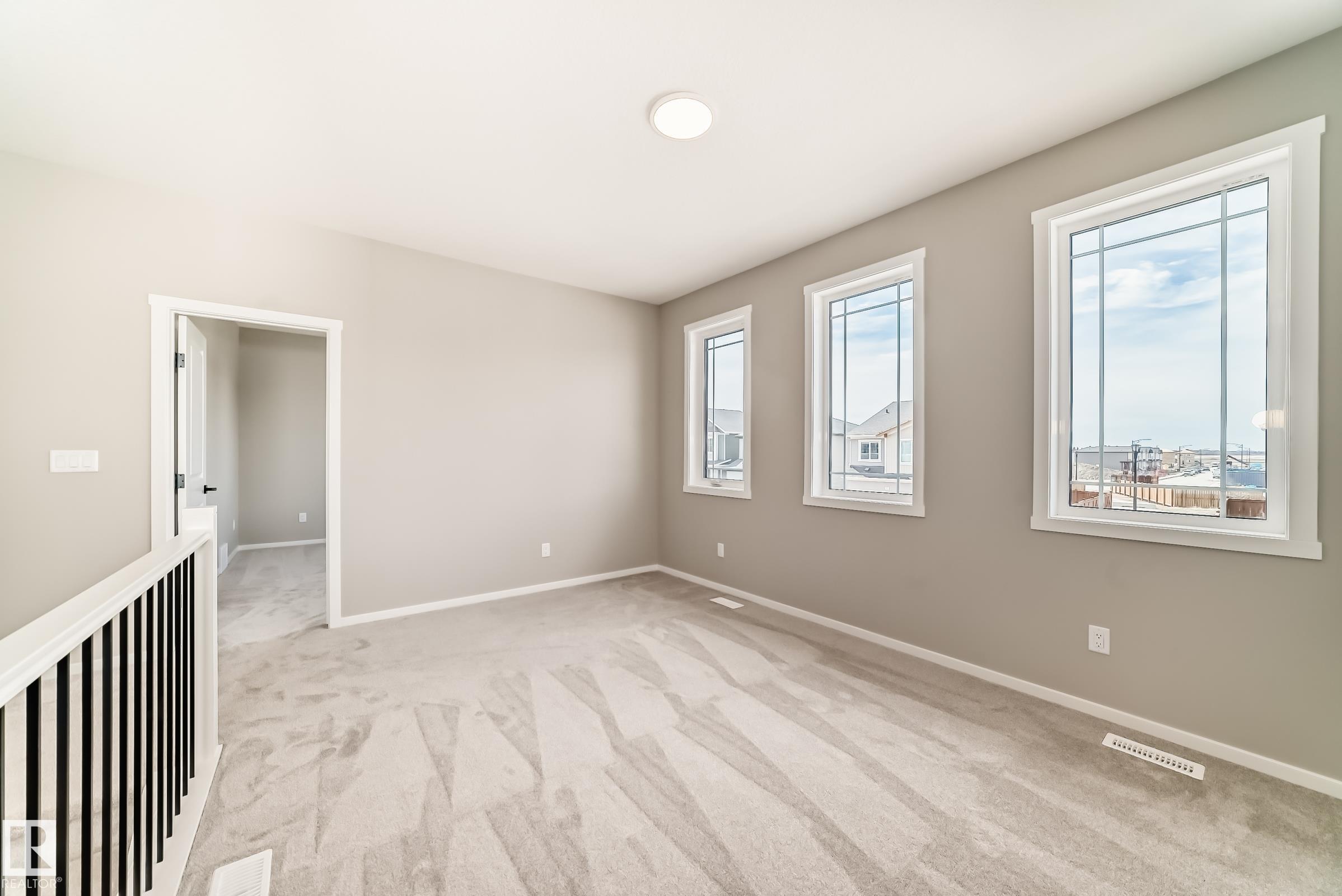 https://zimg.paragon.ice.com/ParagonImages/Property/PM/RAE/225399506/58/0/0/e986db3276821598a29b933933207a89/1/8ed00b9344869e33bcd87bfb6982cec9/225399506-ed49a5e6-1e3e-4386-9ec6-5ff6fed32801.JPG