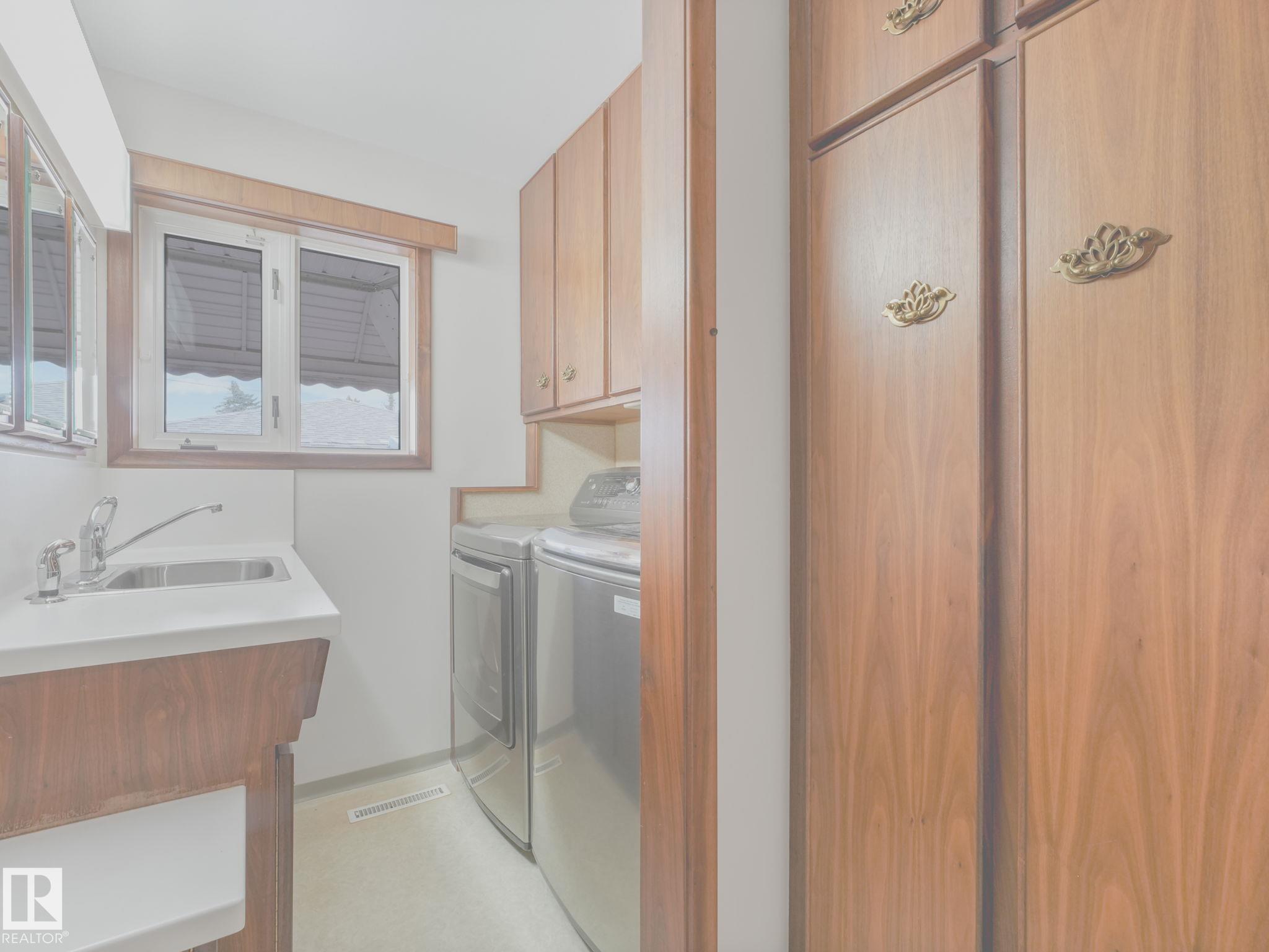 https://zimg.paragon.ice.com/ParagonImages/Property/PM/RAE/225399508/23/0/0/083aaf39d3b524f8f83c8748af493802/1/ec368a5e2874f4727107ea0137f9b54f/225399508-5a9ff2d0-14fd-4f46-b72e-622d54532276.JPG