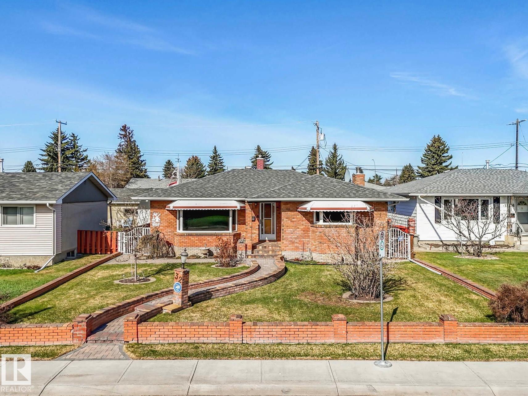 https://zimg.paragon.ice.com/ParagonImages/Property/PM/RAE/225399508/47/0/0/e94730b69c50b385503cde4a88bab1bd/1/ec368a5e2874f4727107ea0137f9b54f/225399508-fa7c3ba5-5681-4867-aeb5-b5bae252dd59.JPG