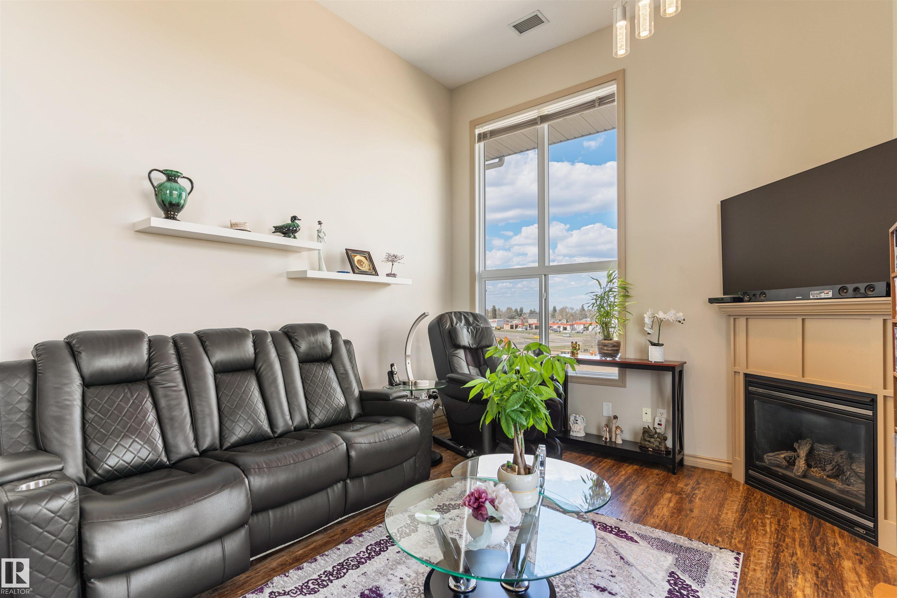Photo 14 at 419 - 7909 71 Street NW, King Edward Park, Edmonton
