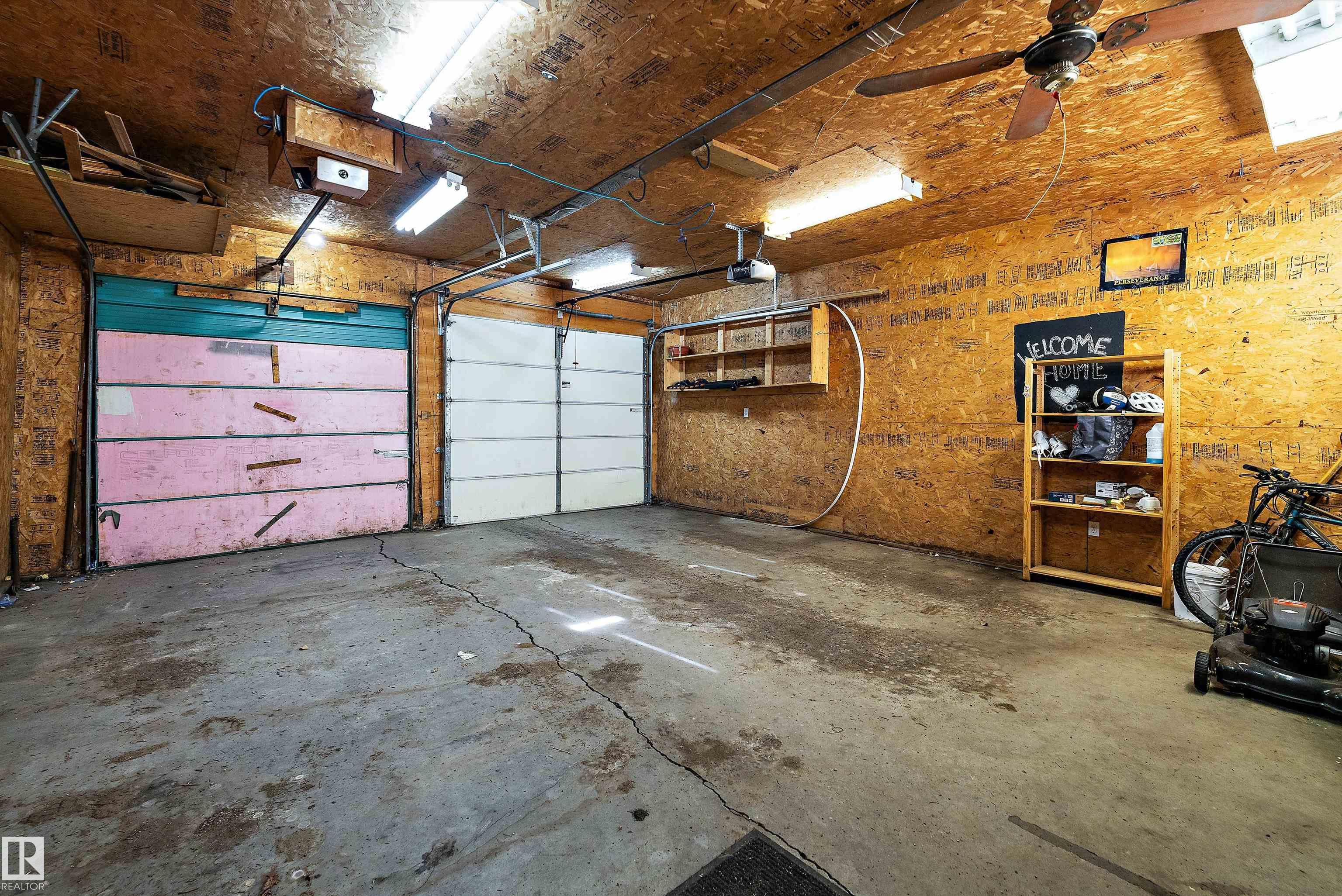 https://zimg.paragon.ice.com/ParagonImages/Property/PM/RAE/225399516/49/0/0/74170cae7f017efc6e16f90621e134f8/1/f34dfa9648eda35ecdfa71597c1f8a6f/225399516-ad511b52-d2a3-4a70-8e11-b69f8348028a.JPG