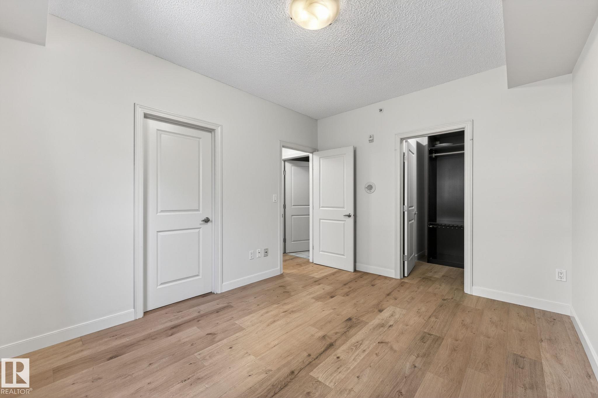 https://zimg.paragon.ice.com/ParagonImages/Property/PM/RAE/225399517/23/0/0/8ef4f099eaf47b16c9dfe2d41581fd9c/1/343058cd53927566fa548569ac630aed/225399517-123a05fe-5585-4066-8a2a-db5770976adb.JPG