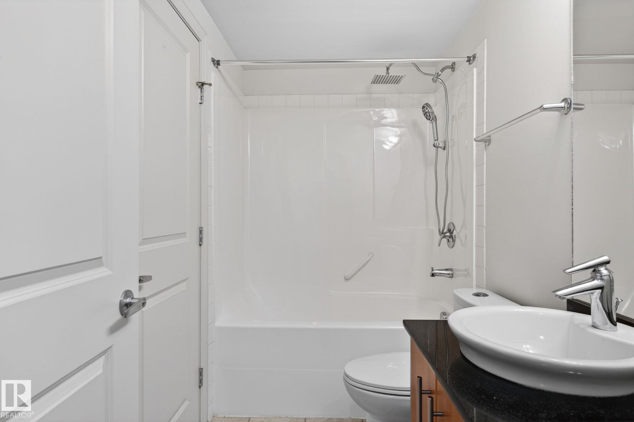 https://zimg.paragon.ice.com/ParagonImages/Property/PM/RAE/225399517/27/0/0/b1e9d008726f6c34dd9ce68dfdad1a8a/1/343058cd53927566fa548569ac630aed/225399517-275fea2d-1687-4611-a42d-c235c3401f82.JPG