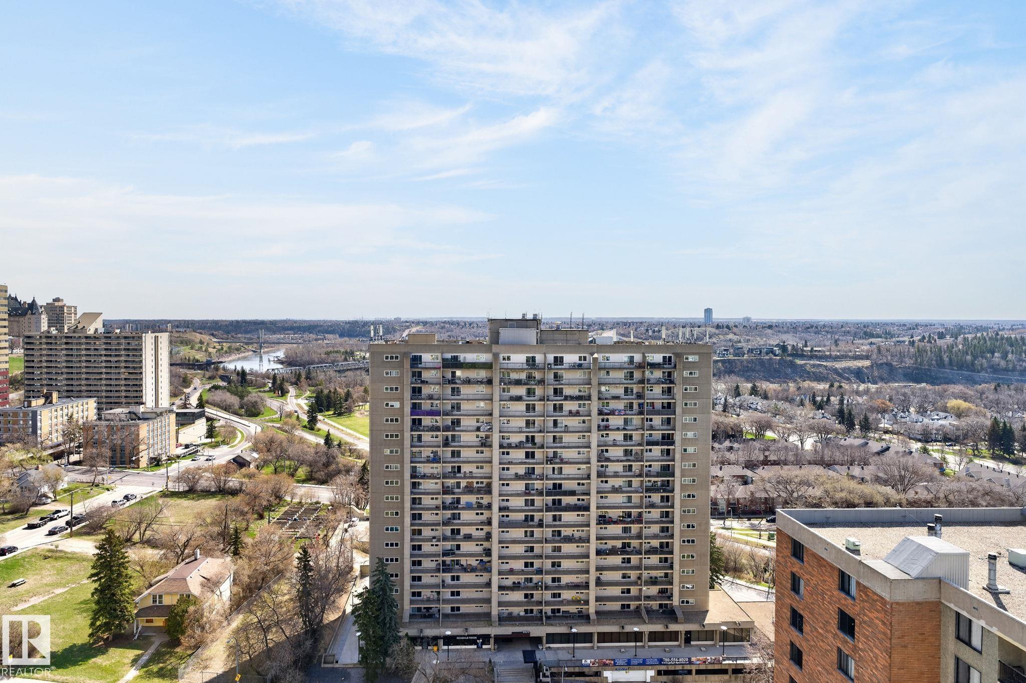 Photo 37 at 301 - 9819 104 Street NW, Downtown, Edmonton